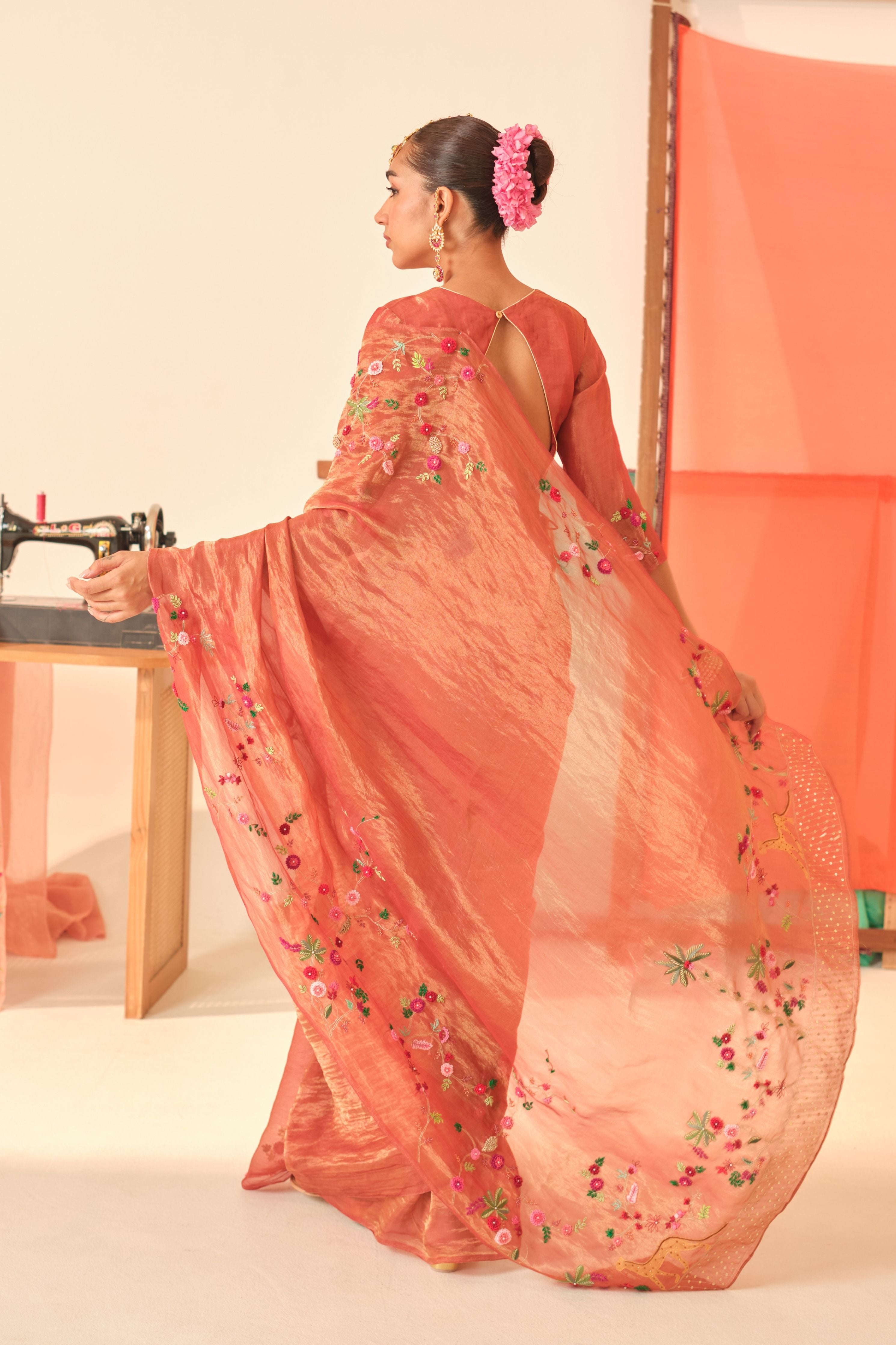 Anandi Silk Tissue Sri