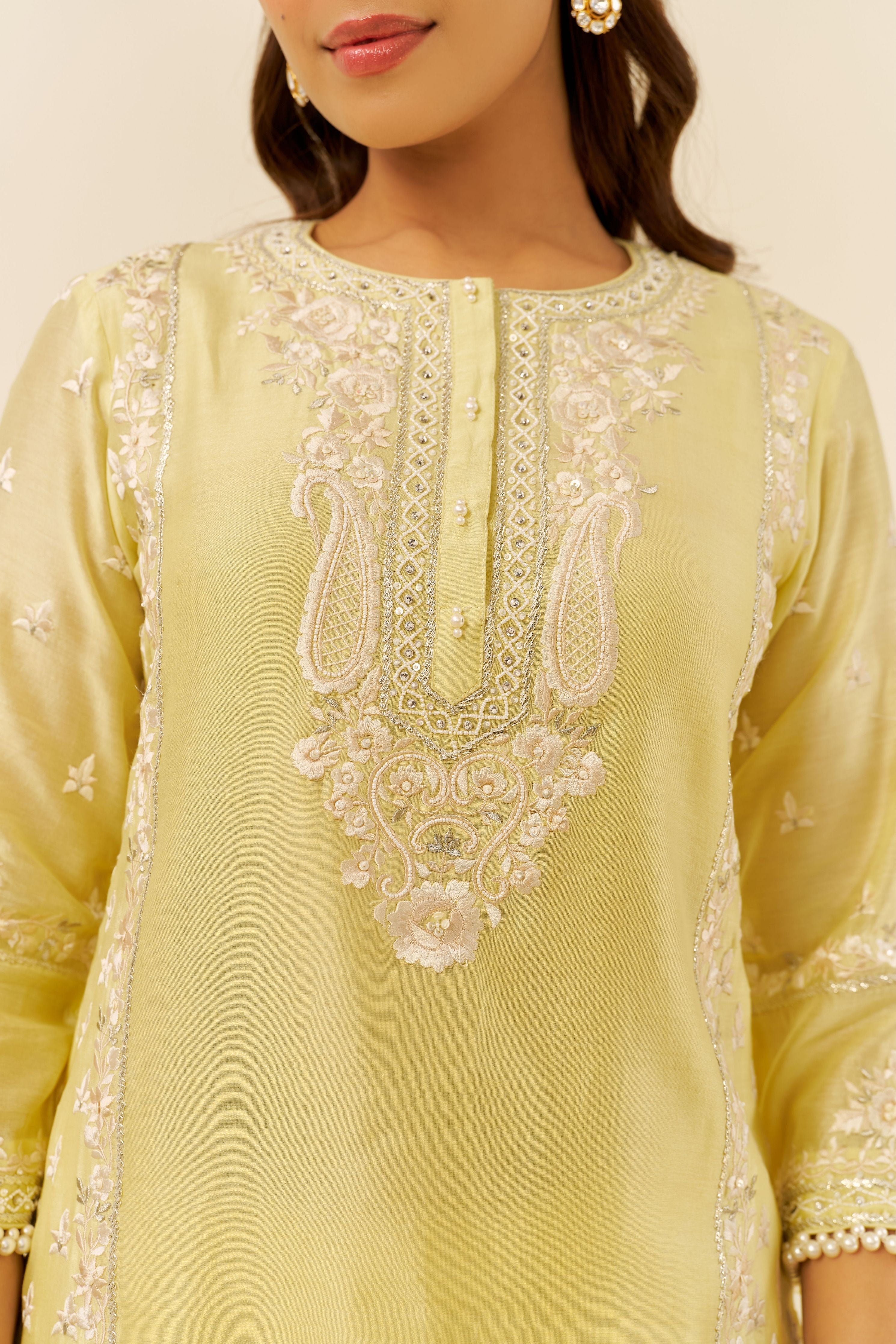 Zaisha Short Yellow Kurta Set