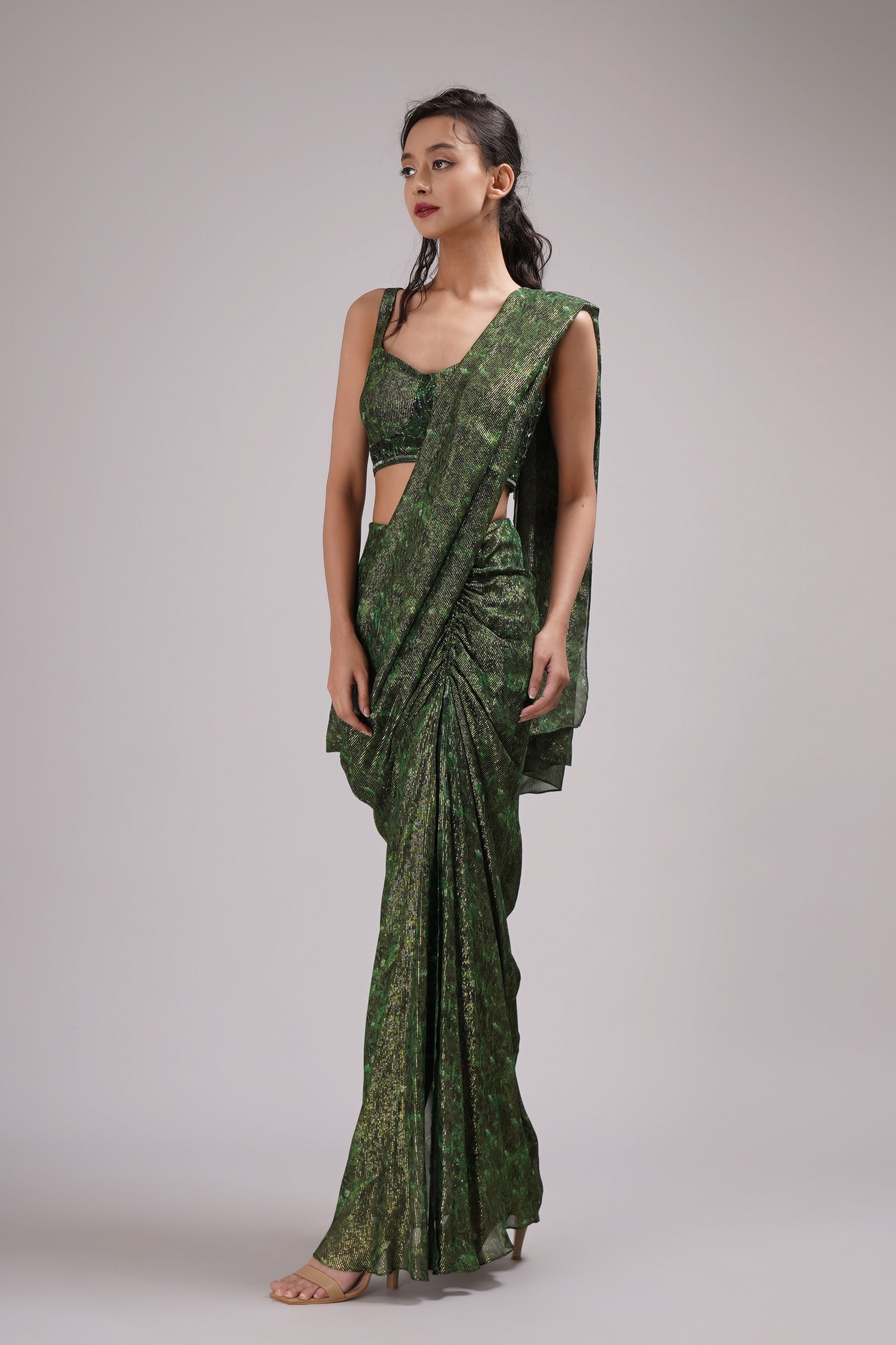 Mawar Saree