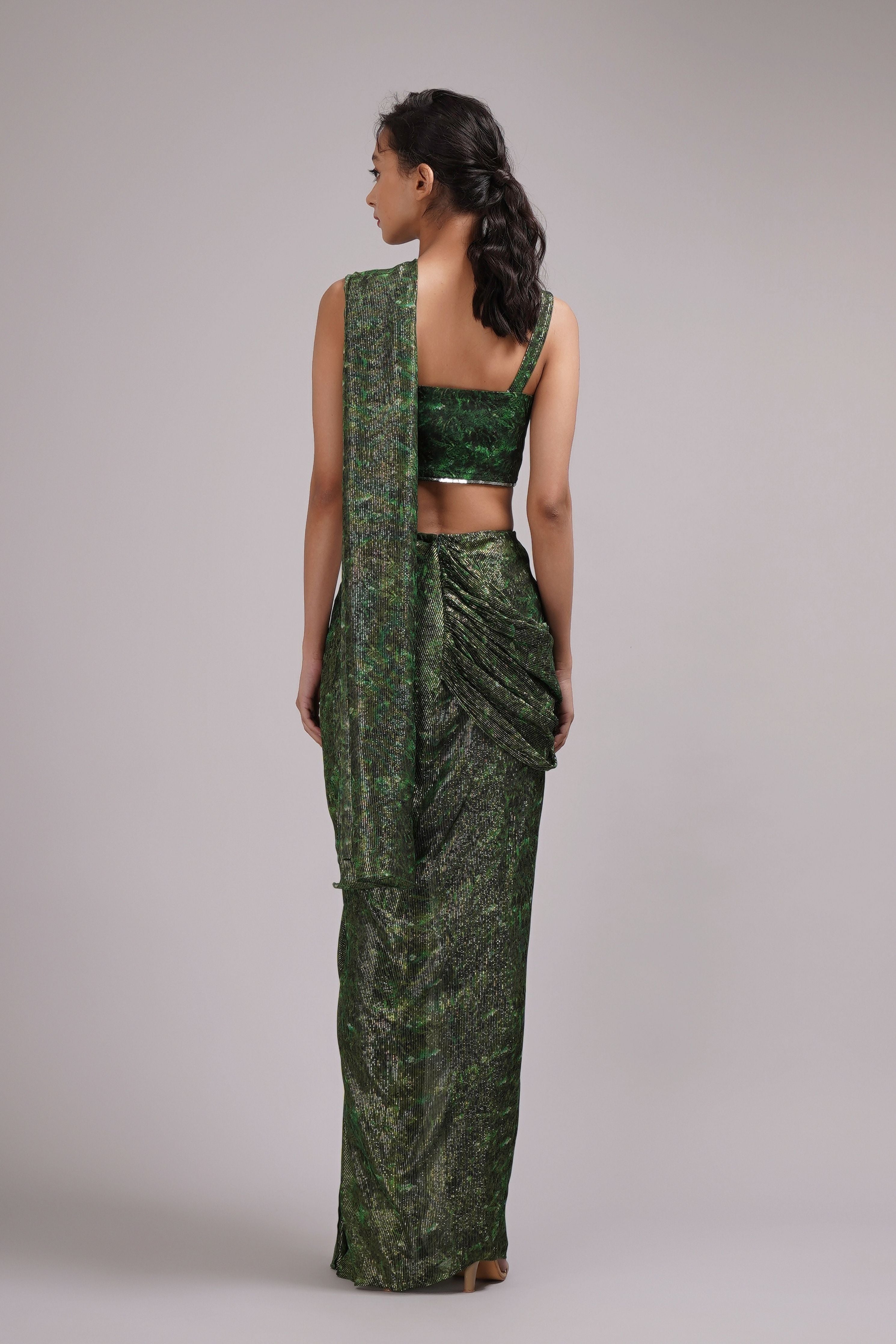 Mawar Saree