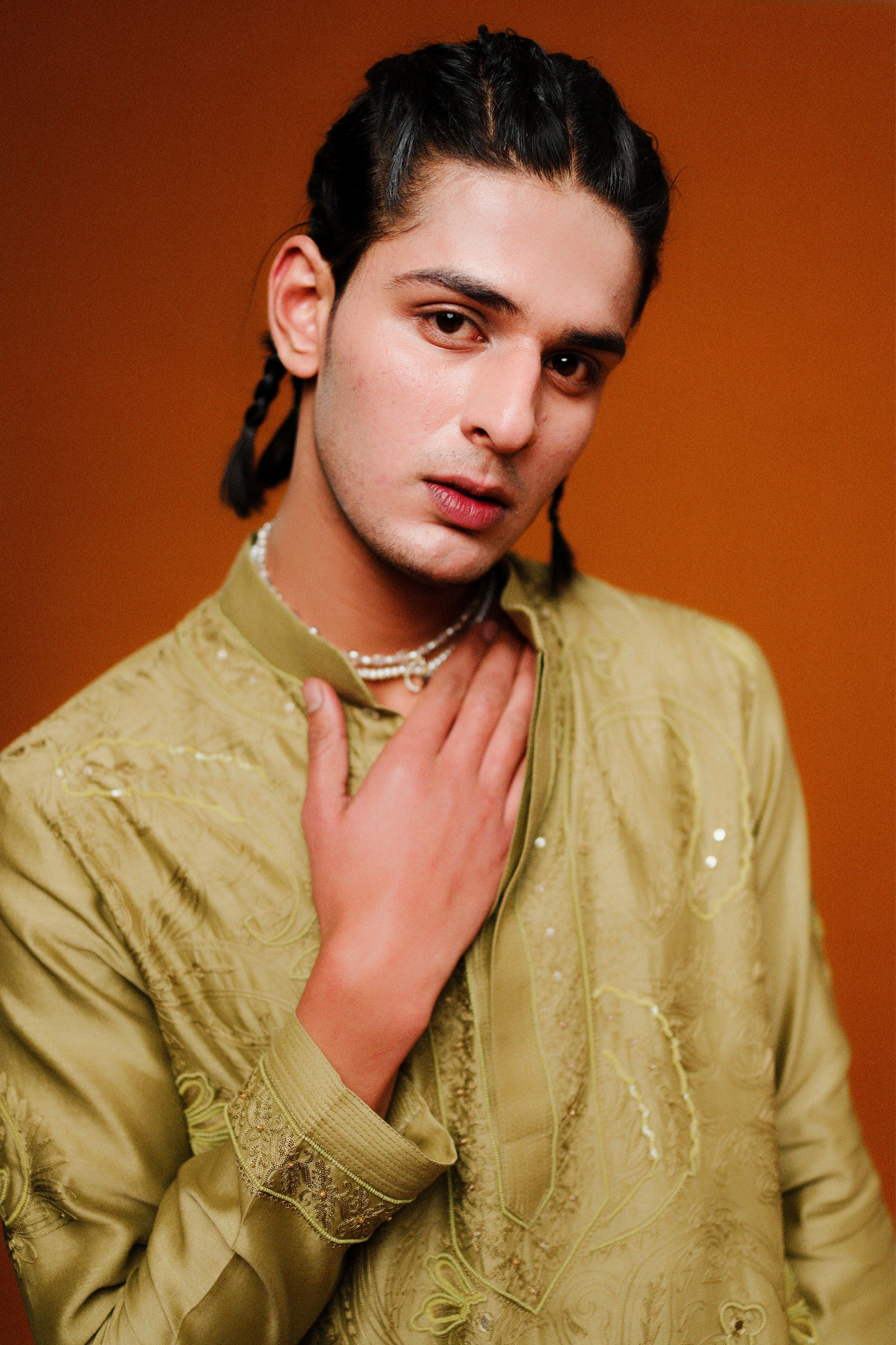 Bay Leaf Pompous Paisley Kurta Set