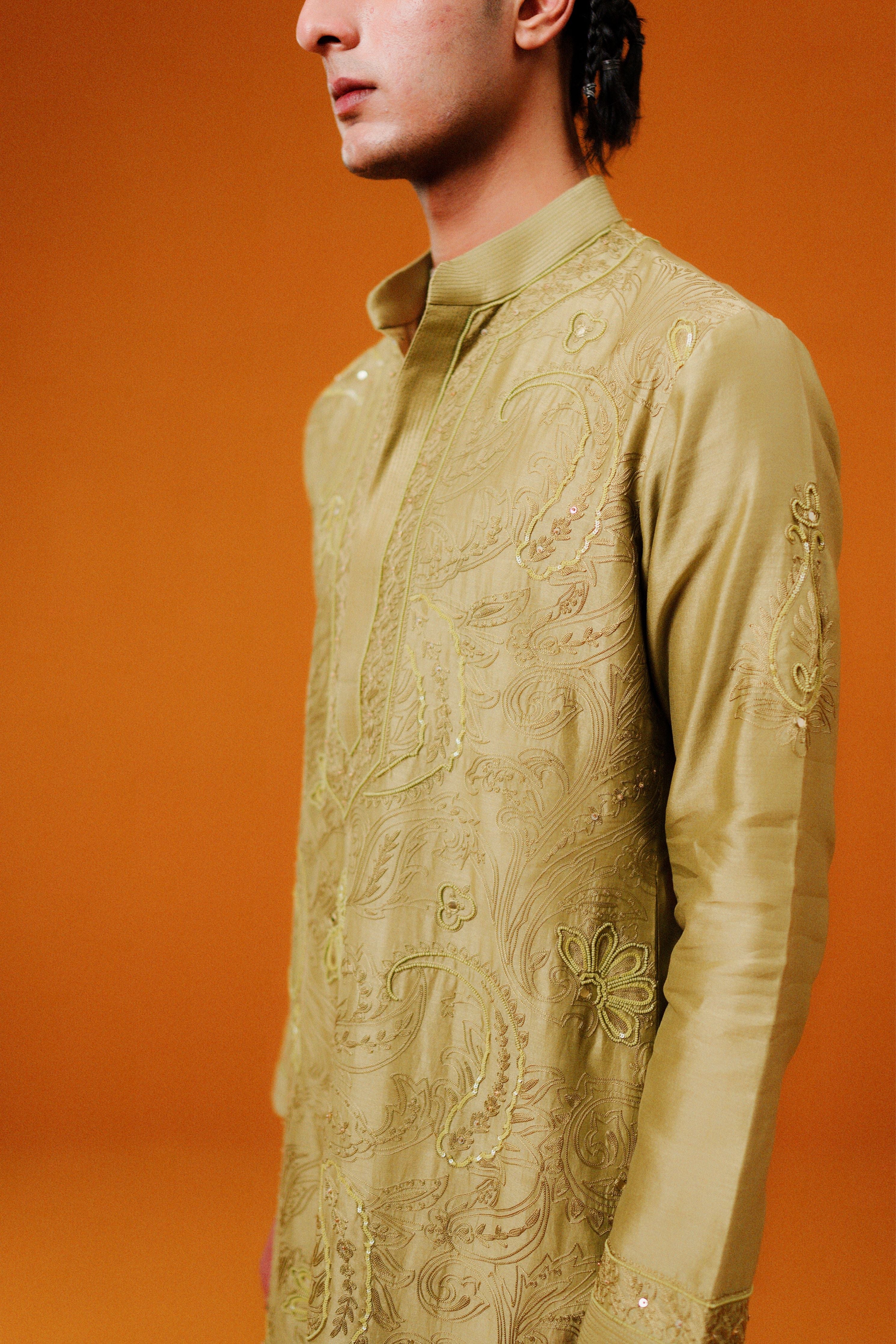 Bay Leaf Pompous Paisley Kurta Set