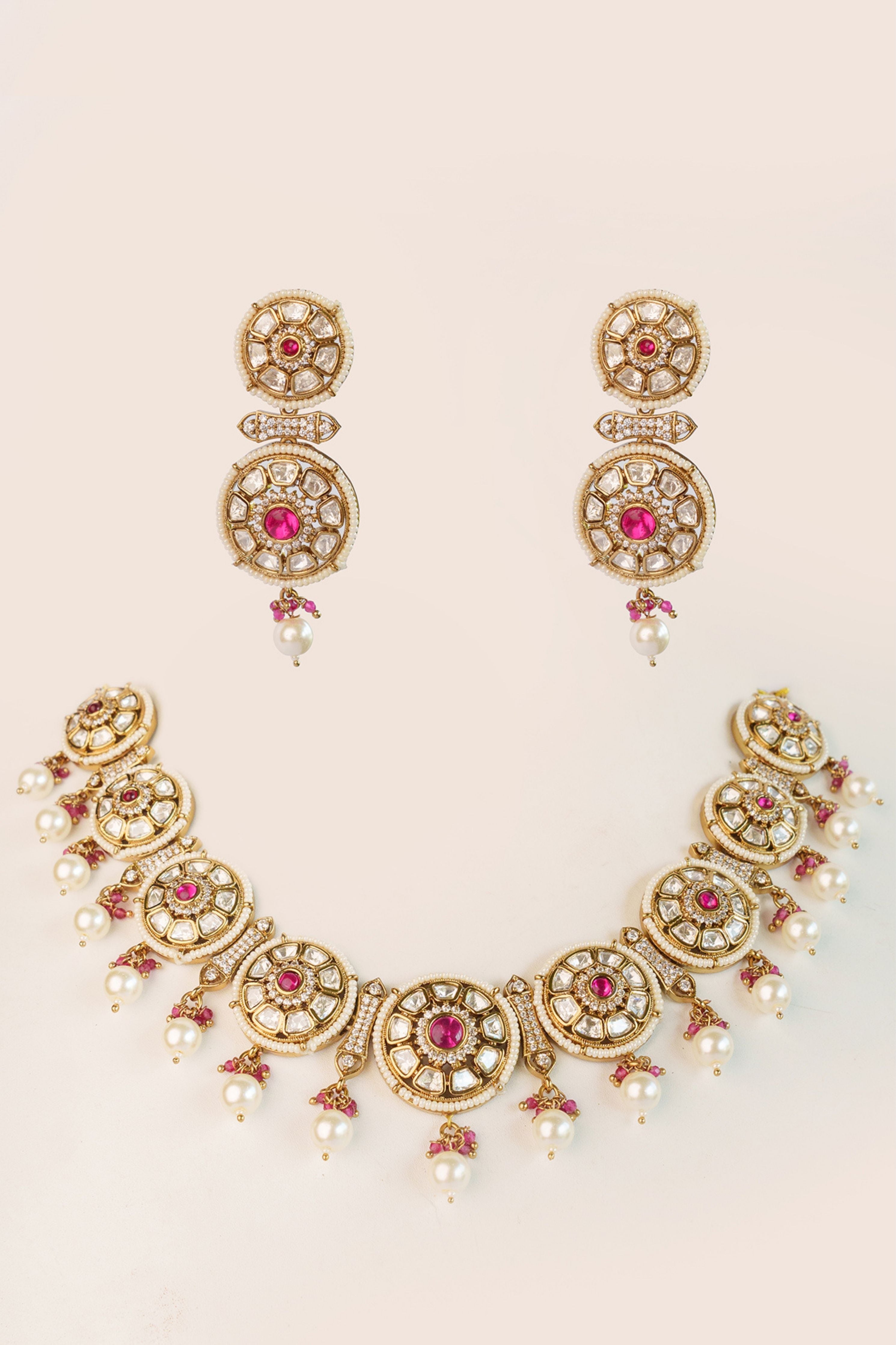 Black Onyx Bold And Dramatic Two Tone Finish Polki Necklace Set