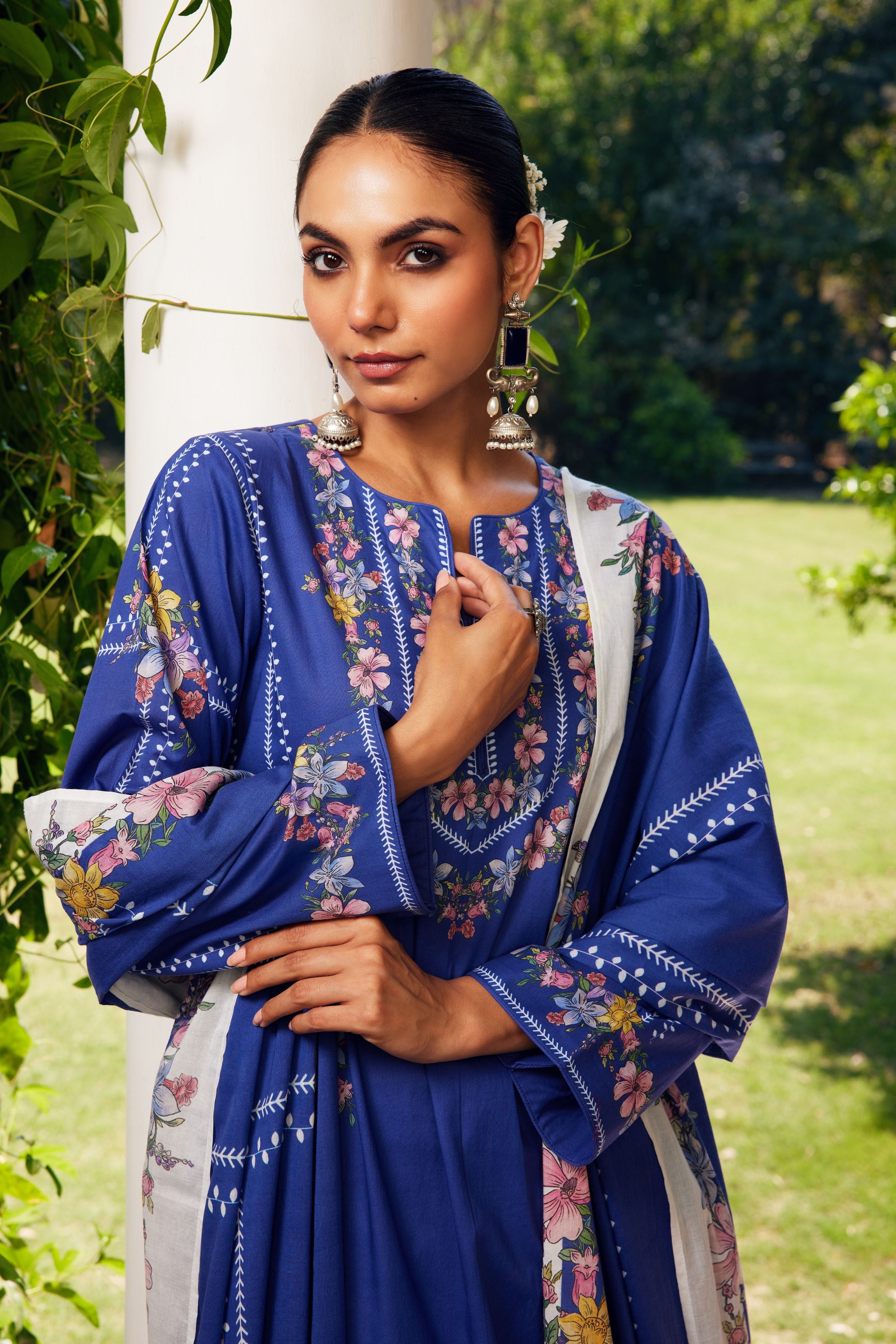 Blue Gulzaar Kurta Set