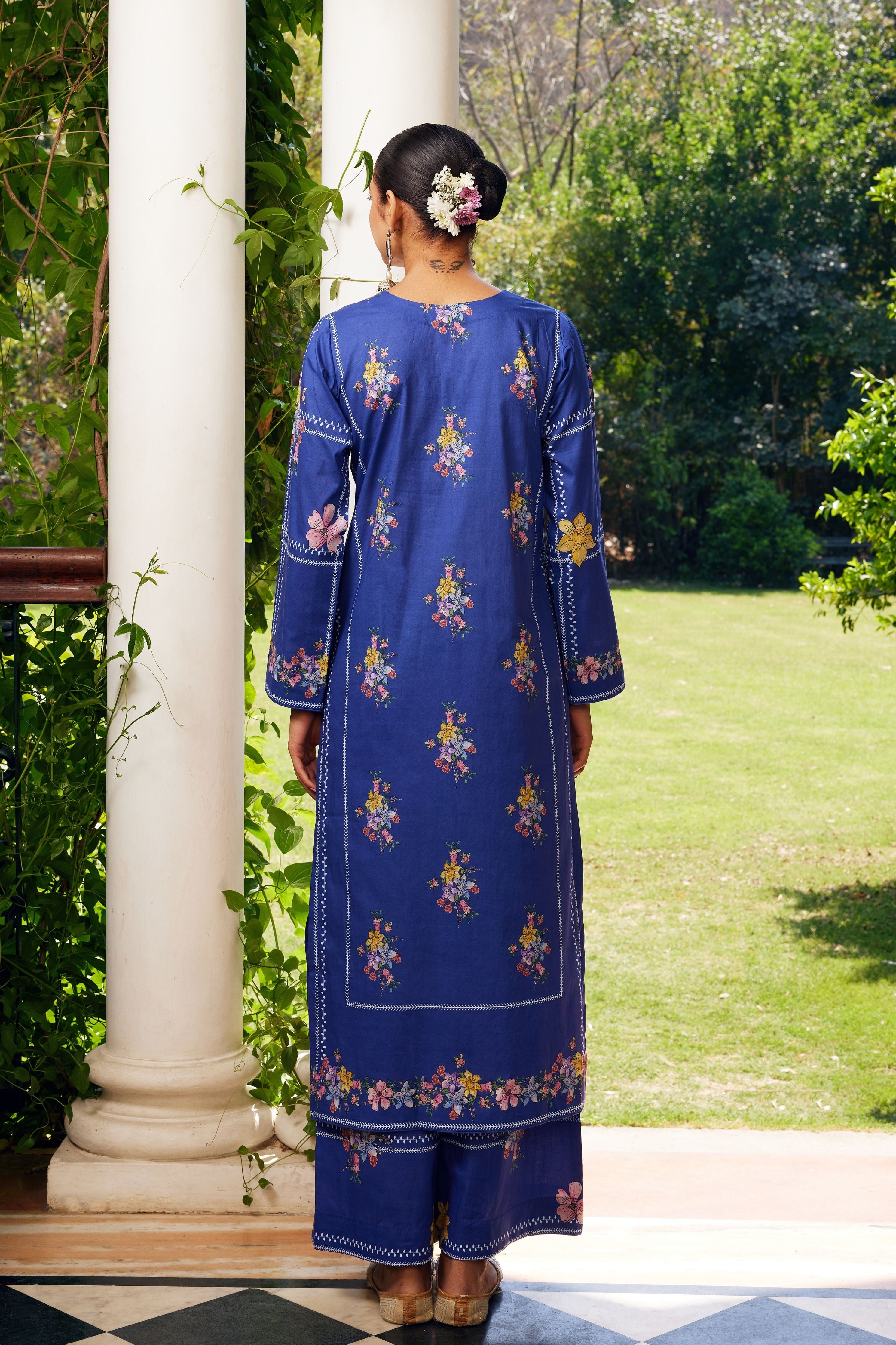 Blue Gulzaar Kurta Set