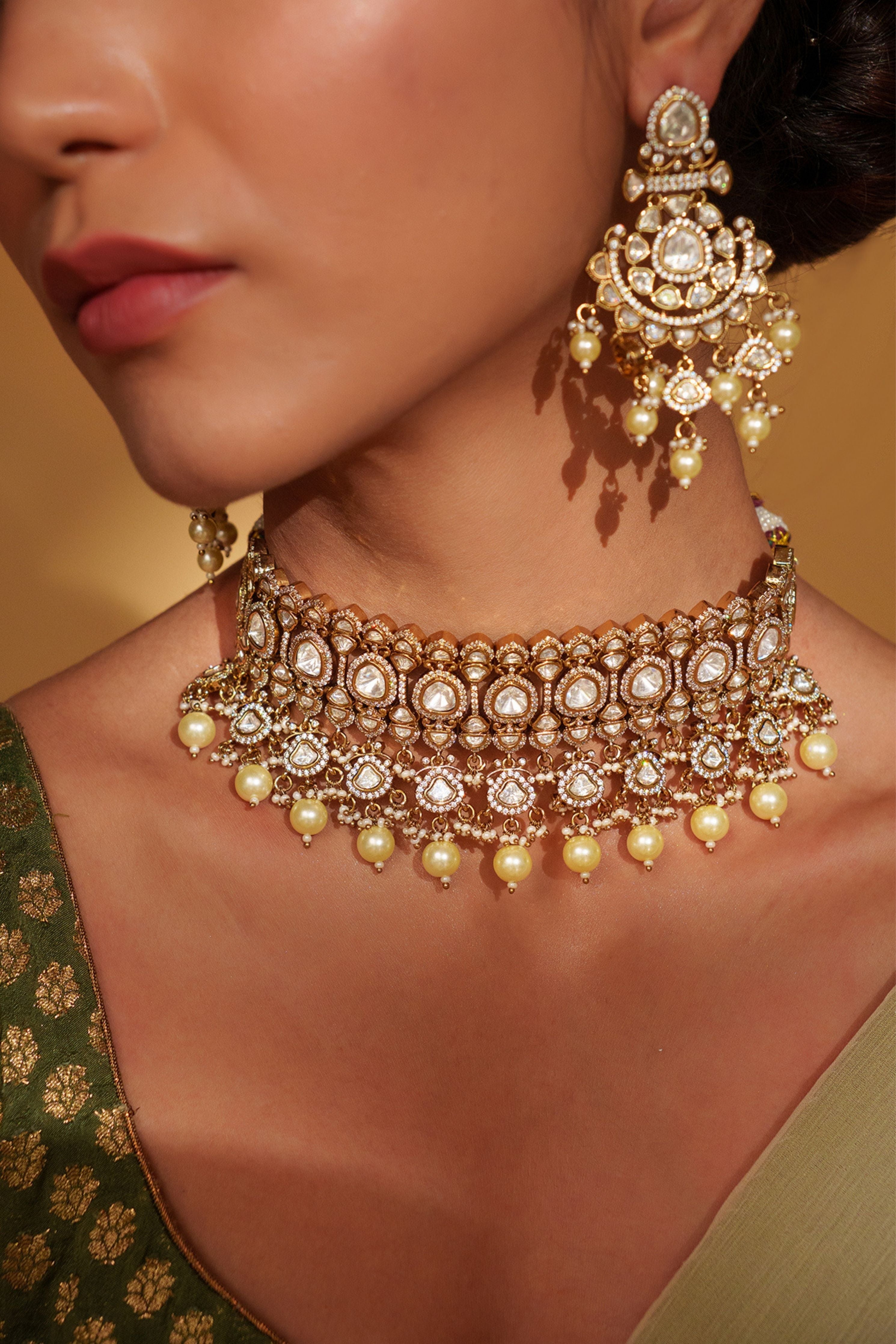 Bold And Dramatic Two Tone Finish Polki Choker Set