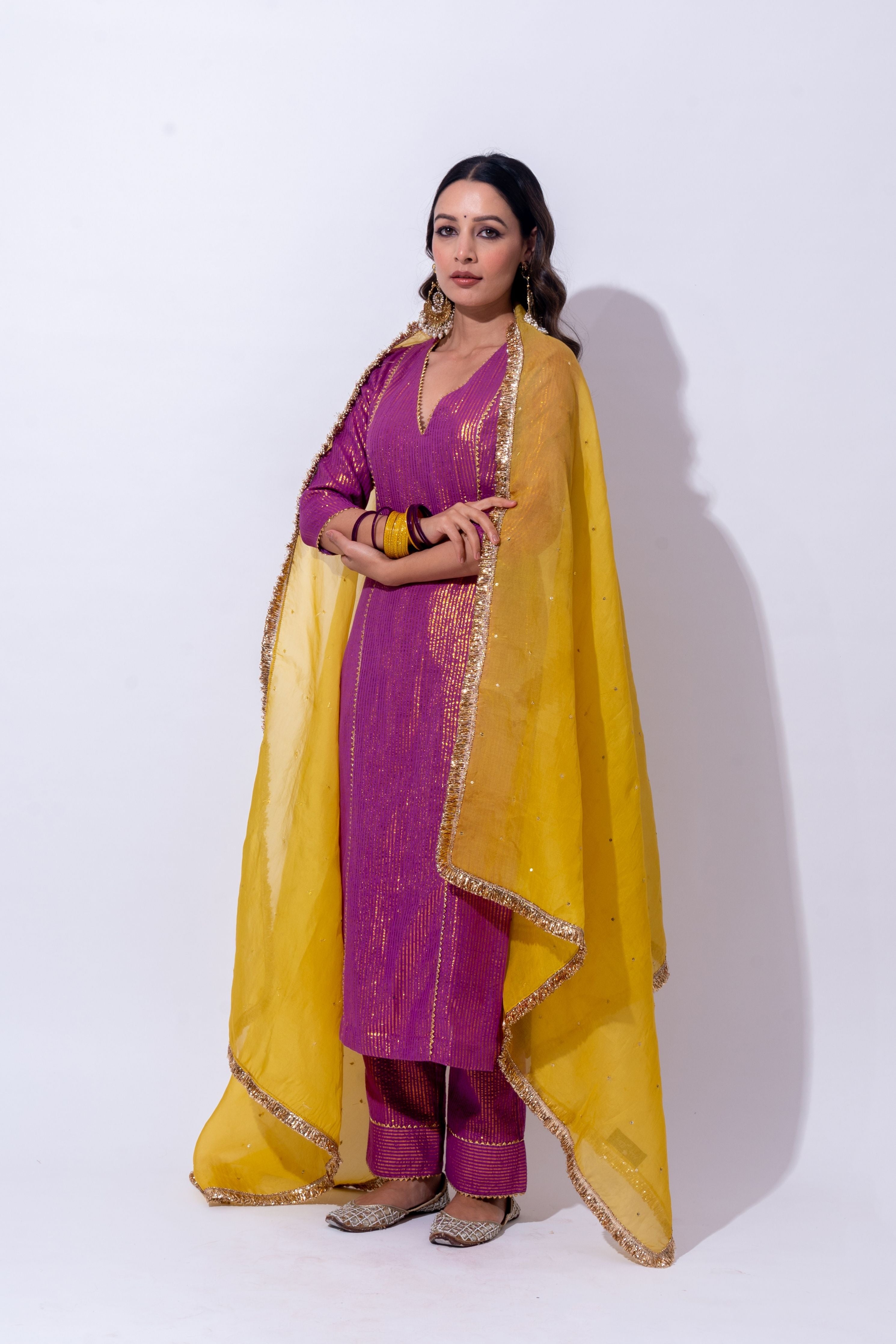 Bulbul Zari Kurta Set