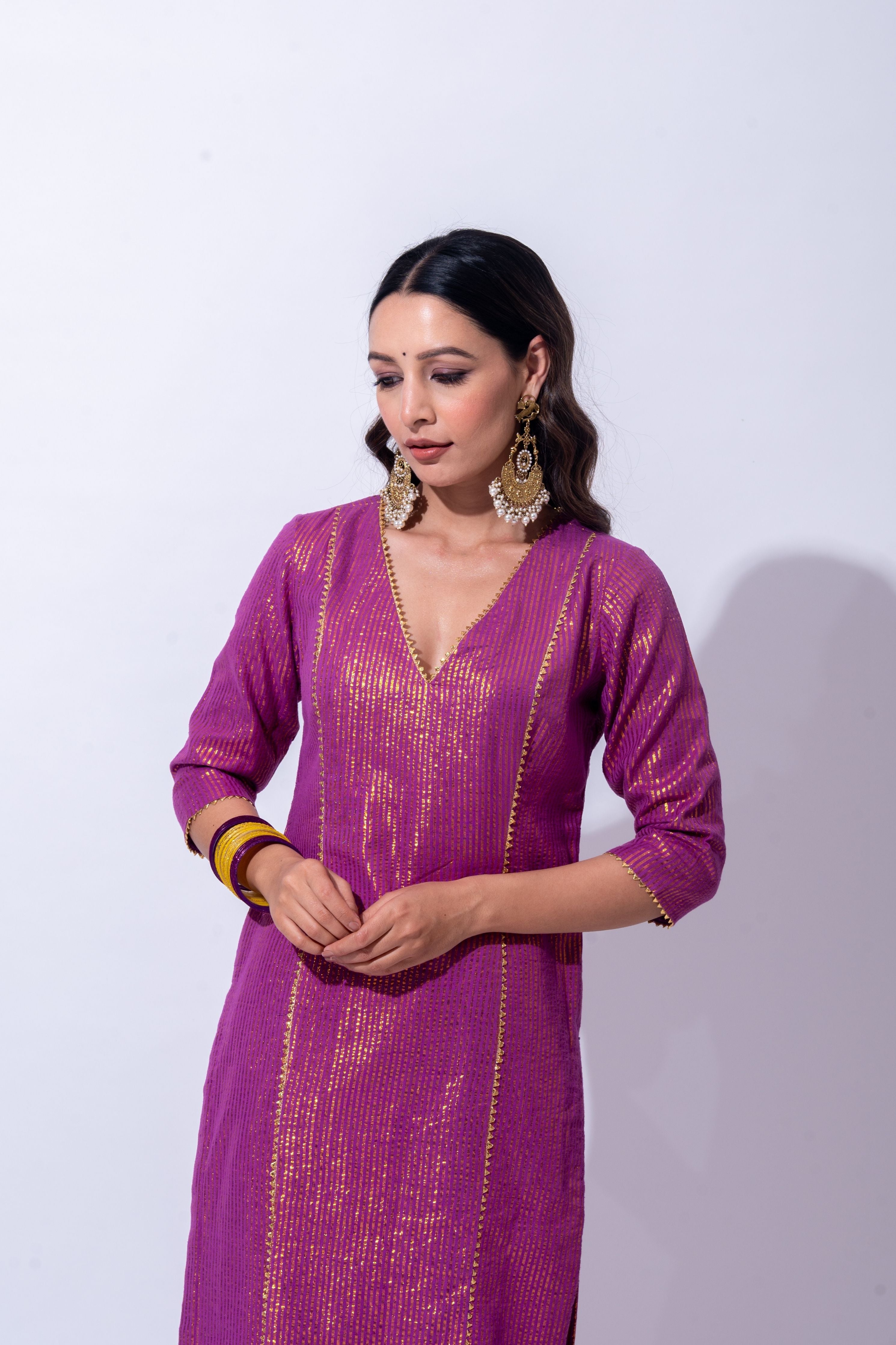 Bulbul Zari Kurta Set