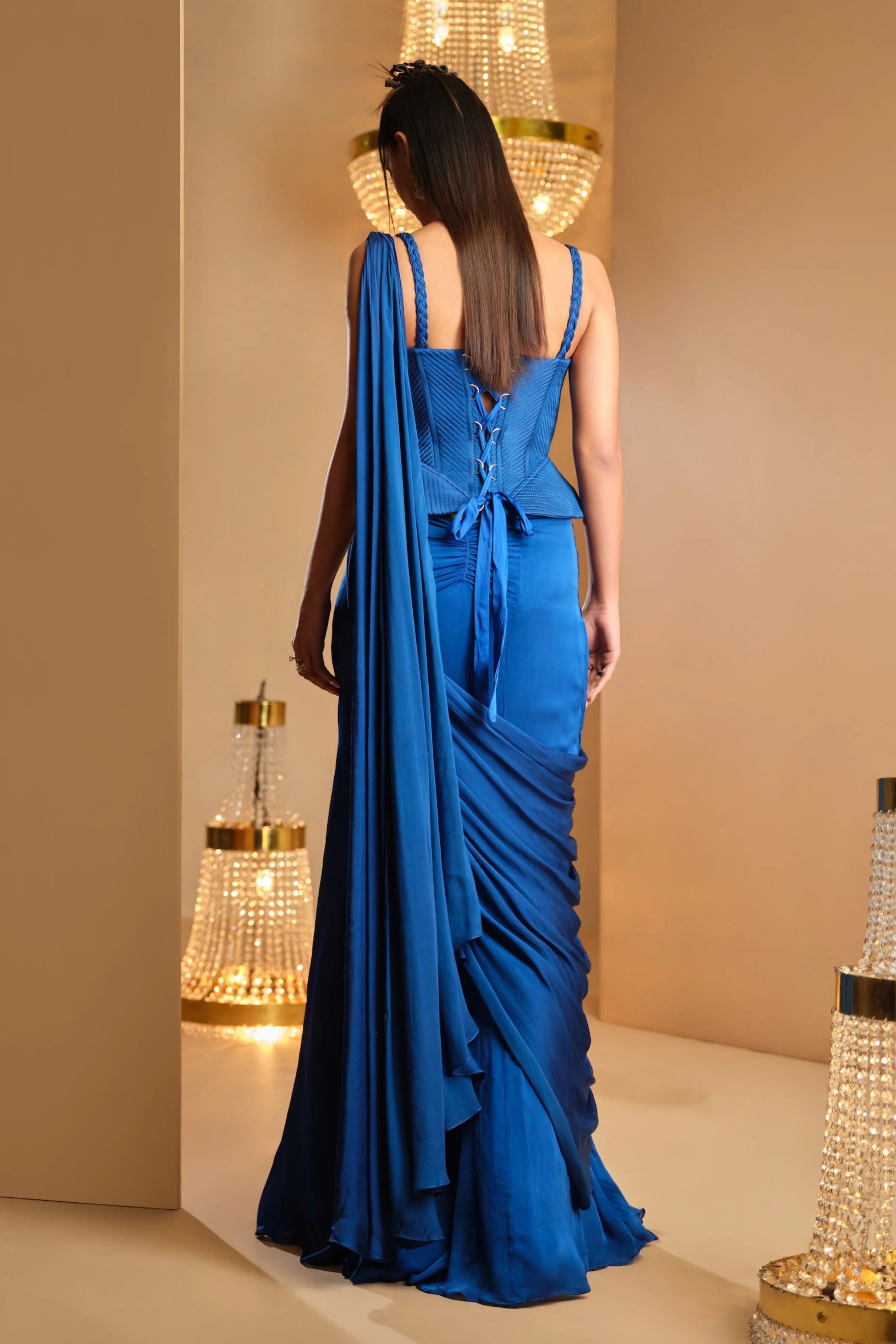 Chatak Neela Draped Saree Set