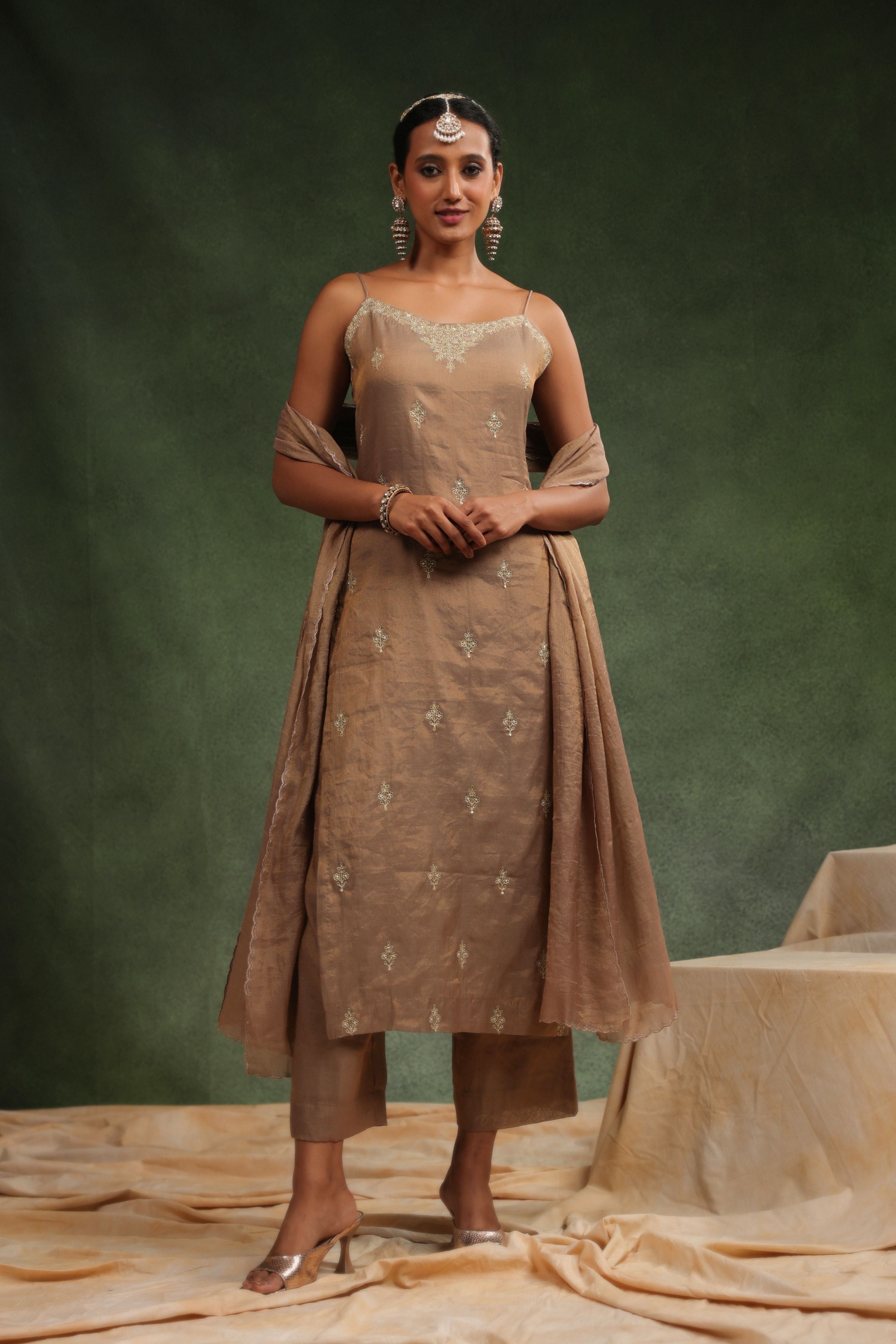 Fall In Love Kurta Set