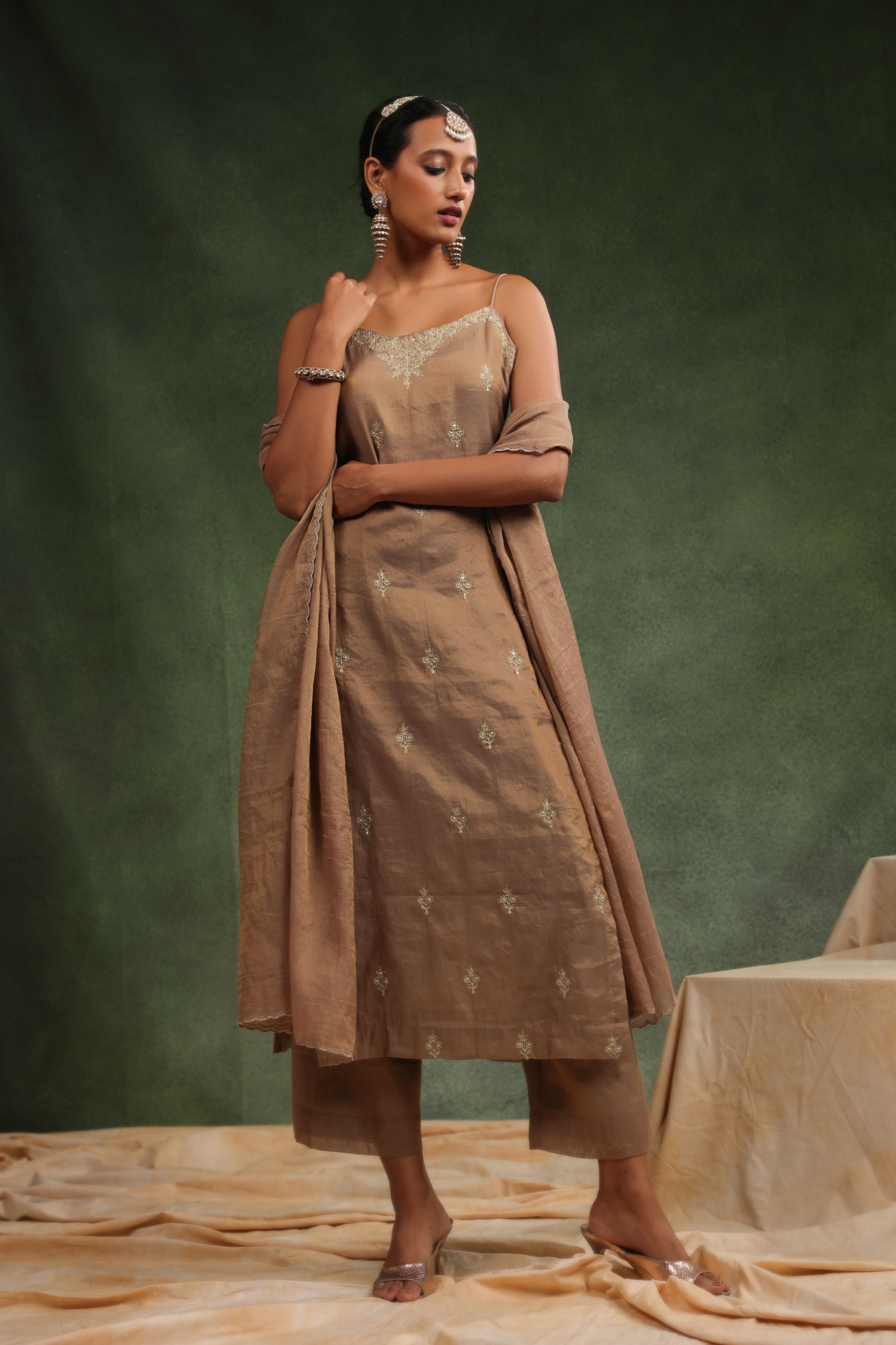 Fall In Love Kurta Set