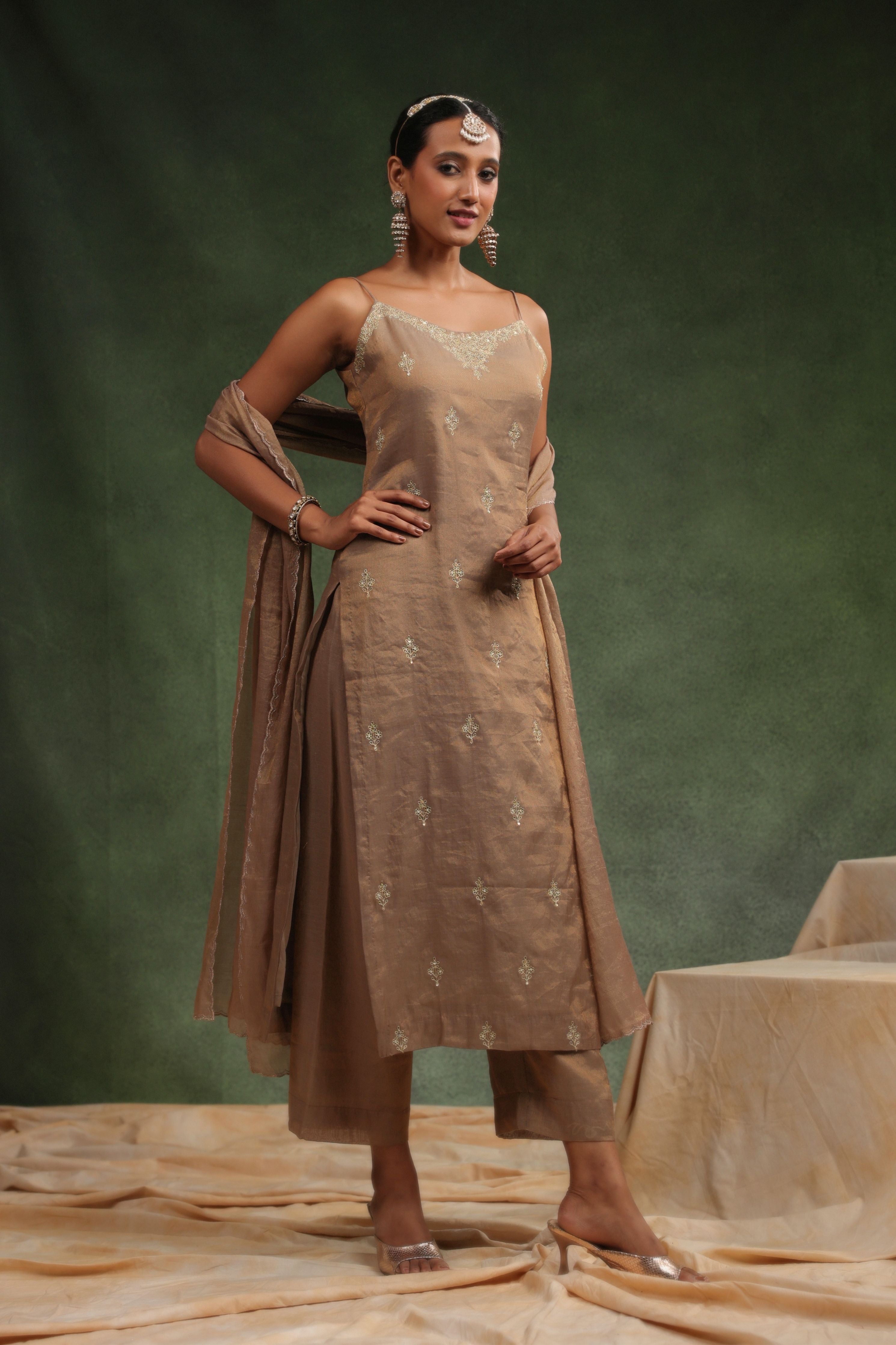 Fall In Love Kurta Set
