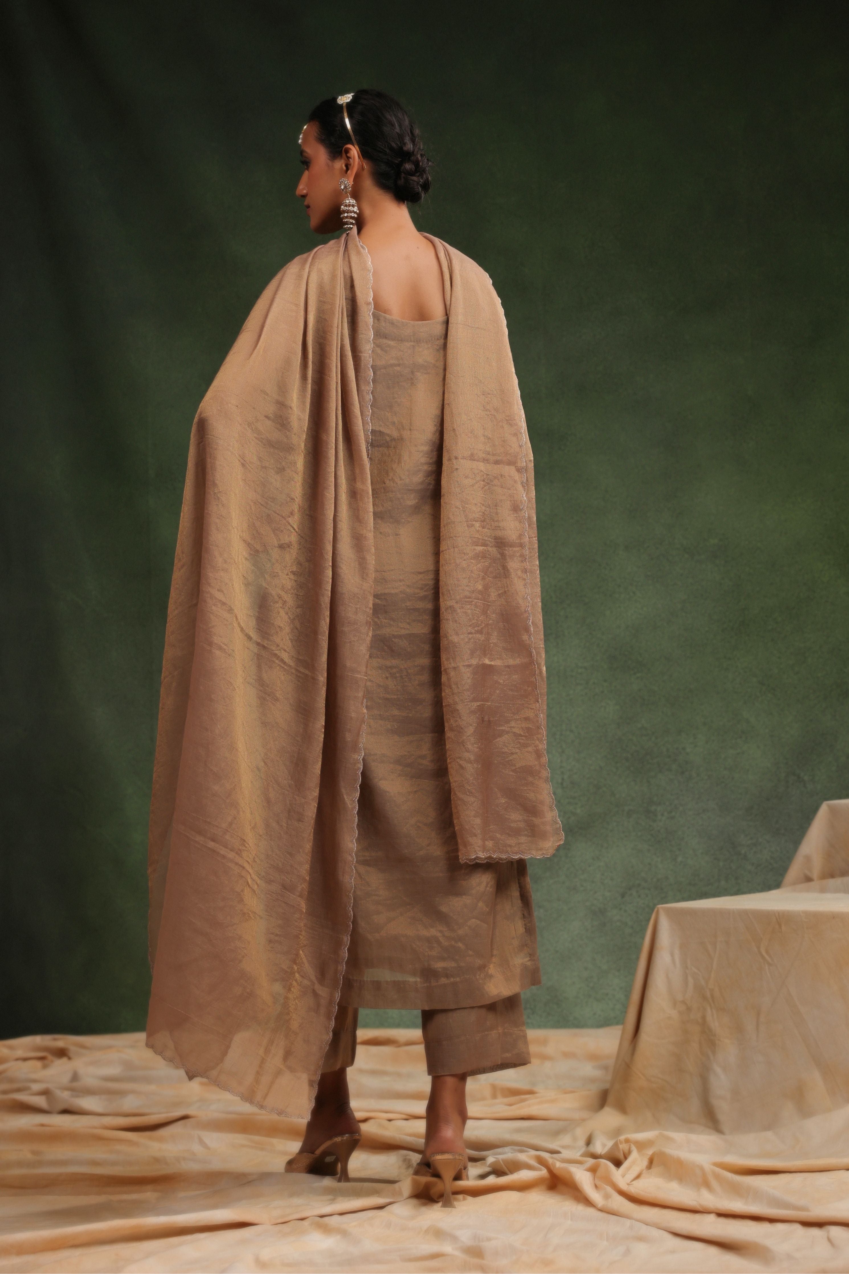 Fall In Love Kurta Set