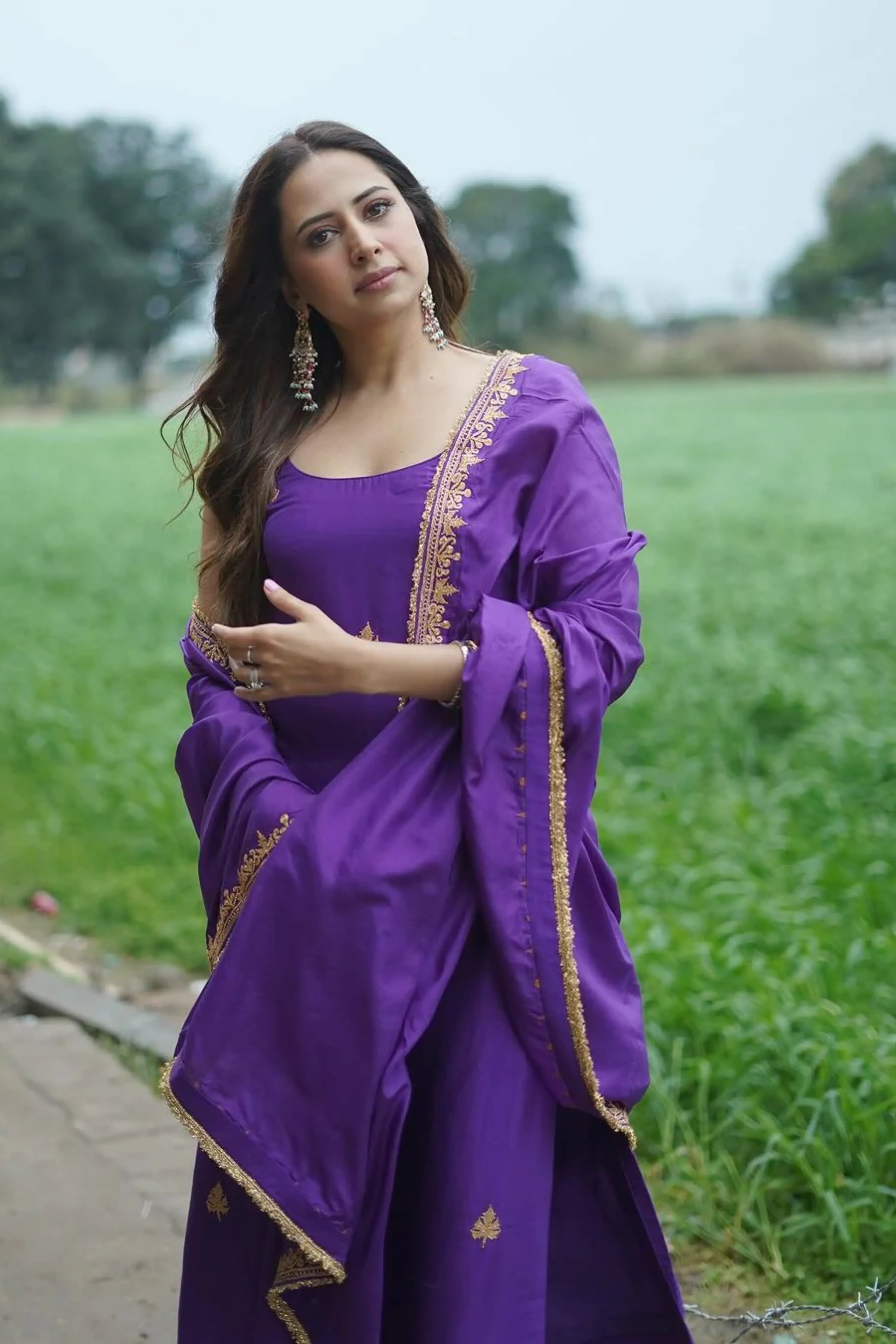 SARGUN MEHTA IN HEER JAMANI KURTA SET WITH DUPATTA