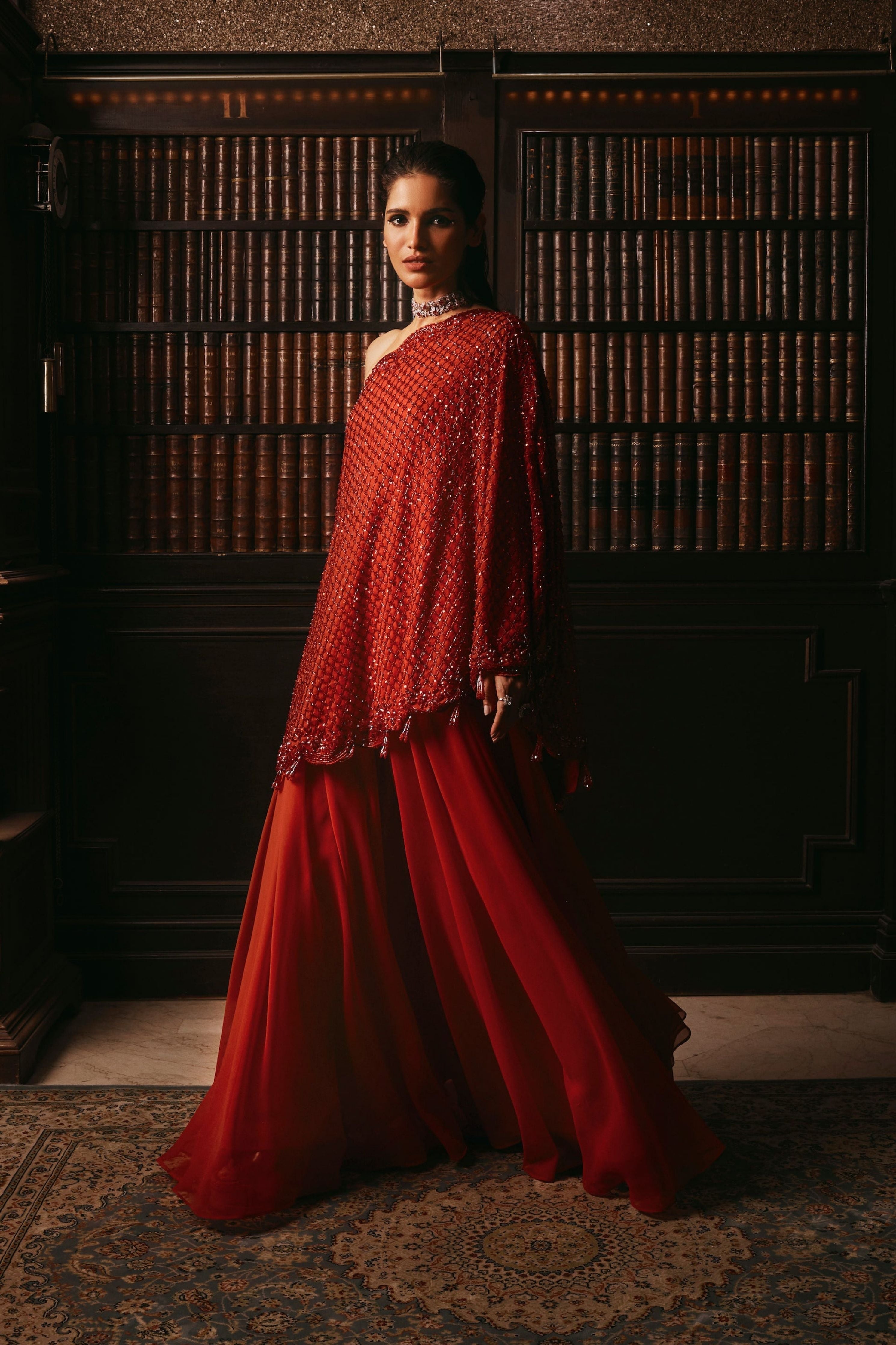 Crescent Cape Set