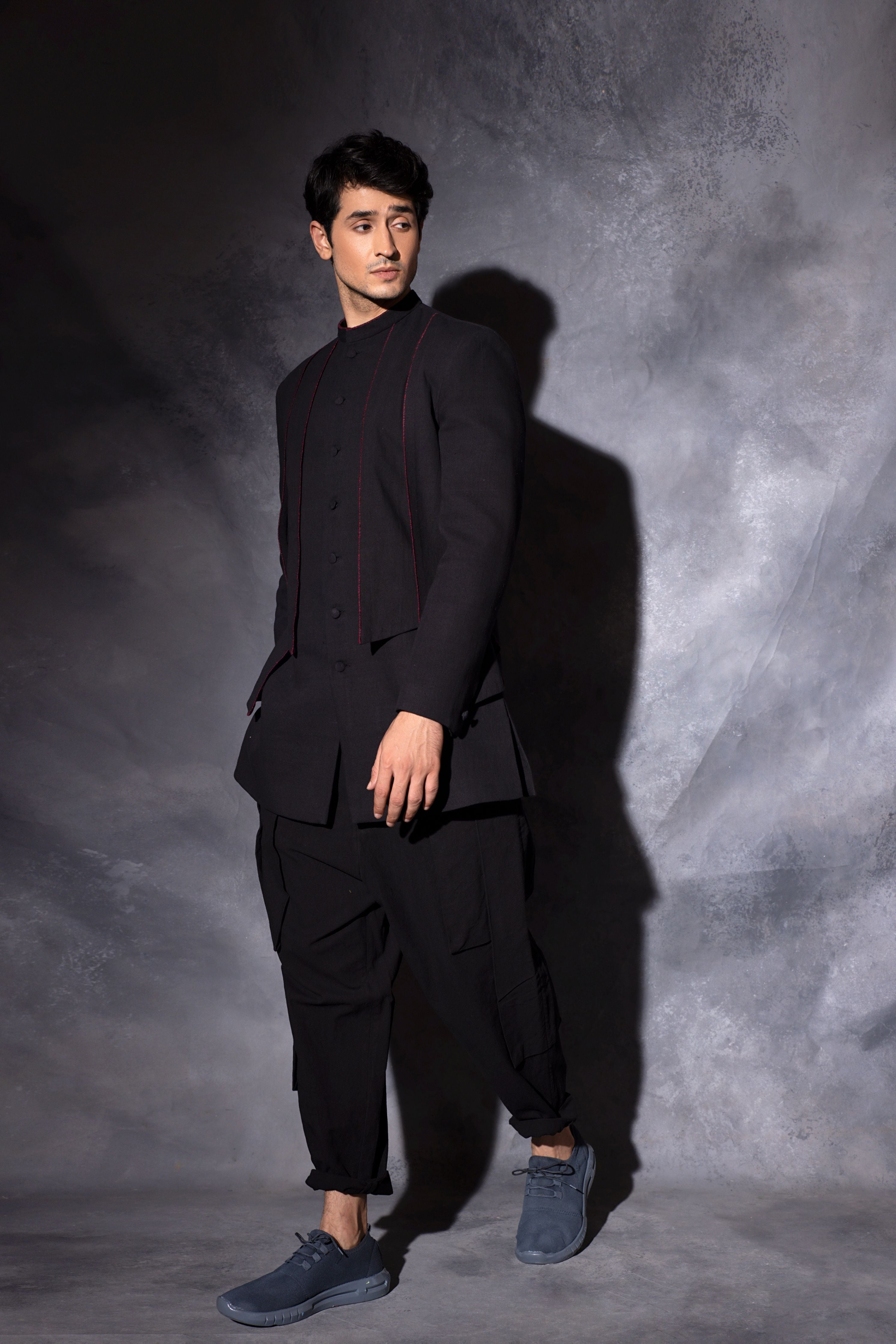 Layered Bandgala