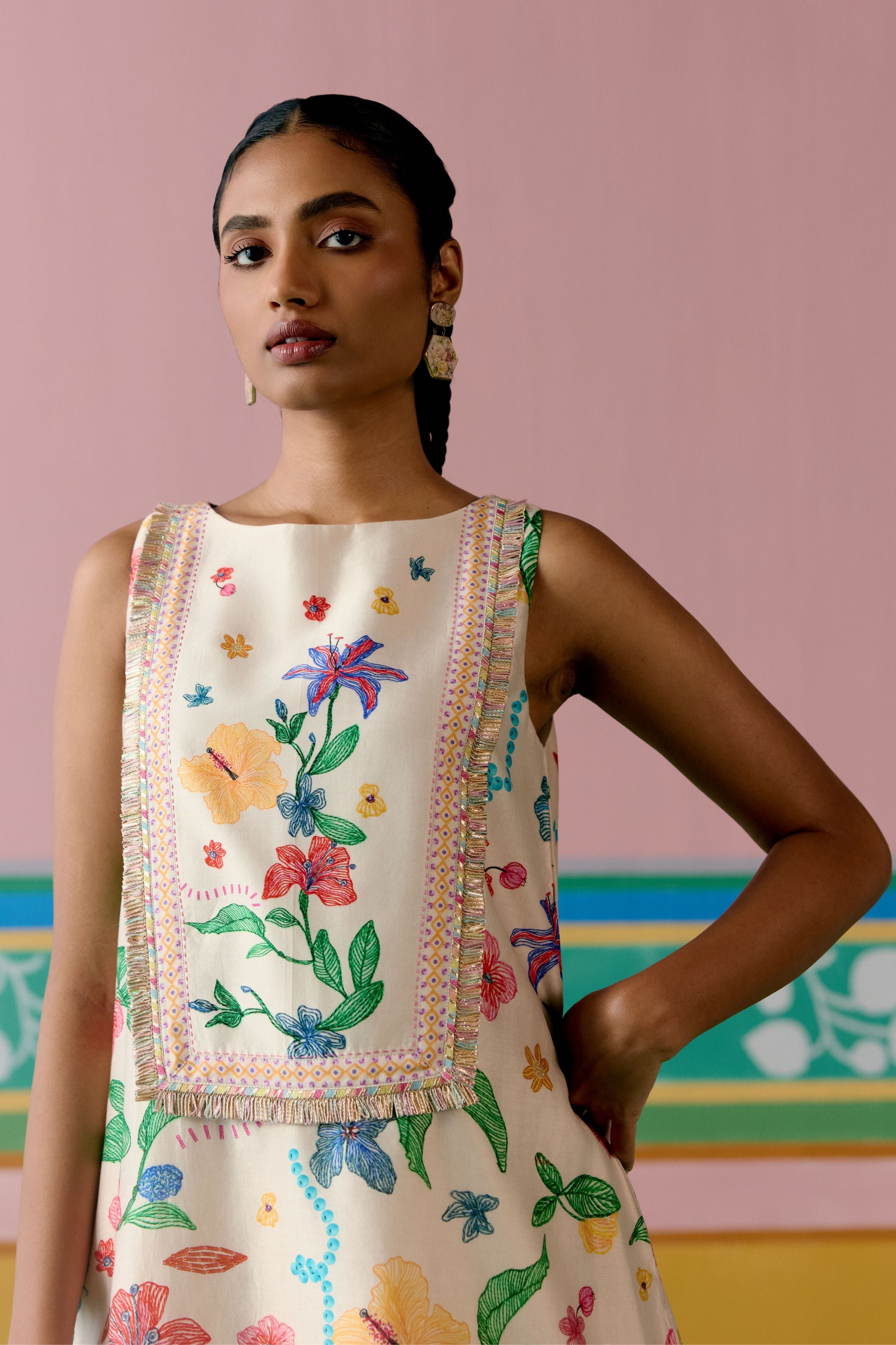 Ecru Floral Sleeveless Kurta Set