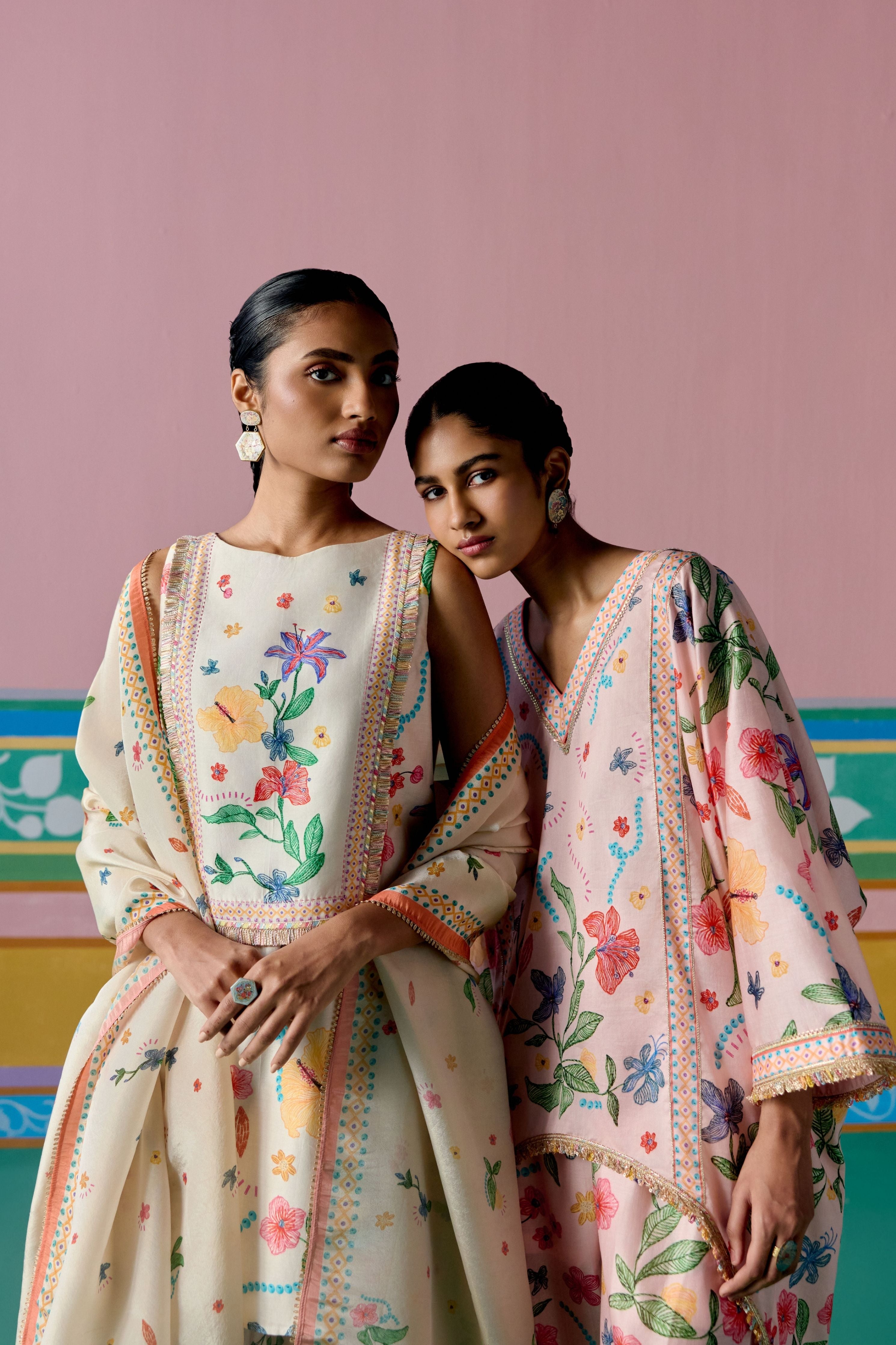 Ecru Floral Sleeveless Kurta Set