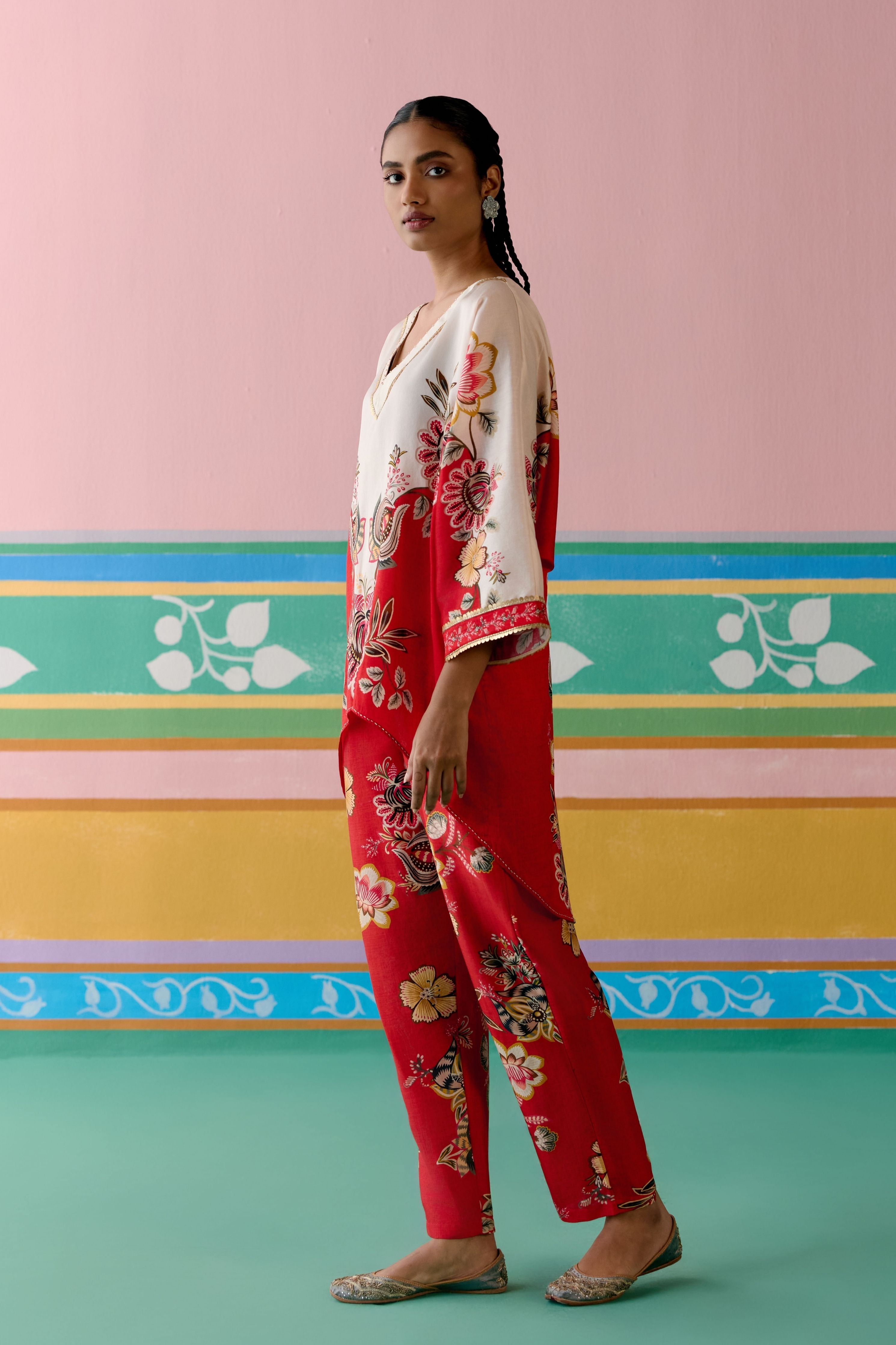 Ecru & Red Floral Short Kaftan Set