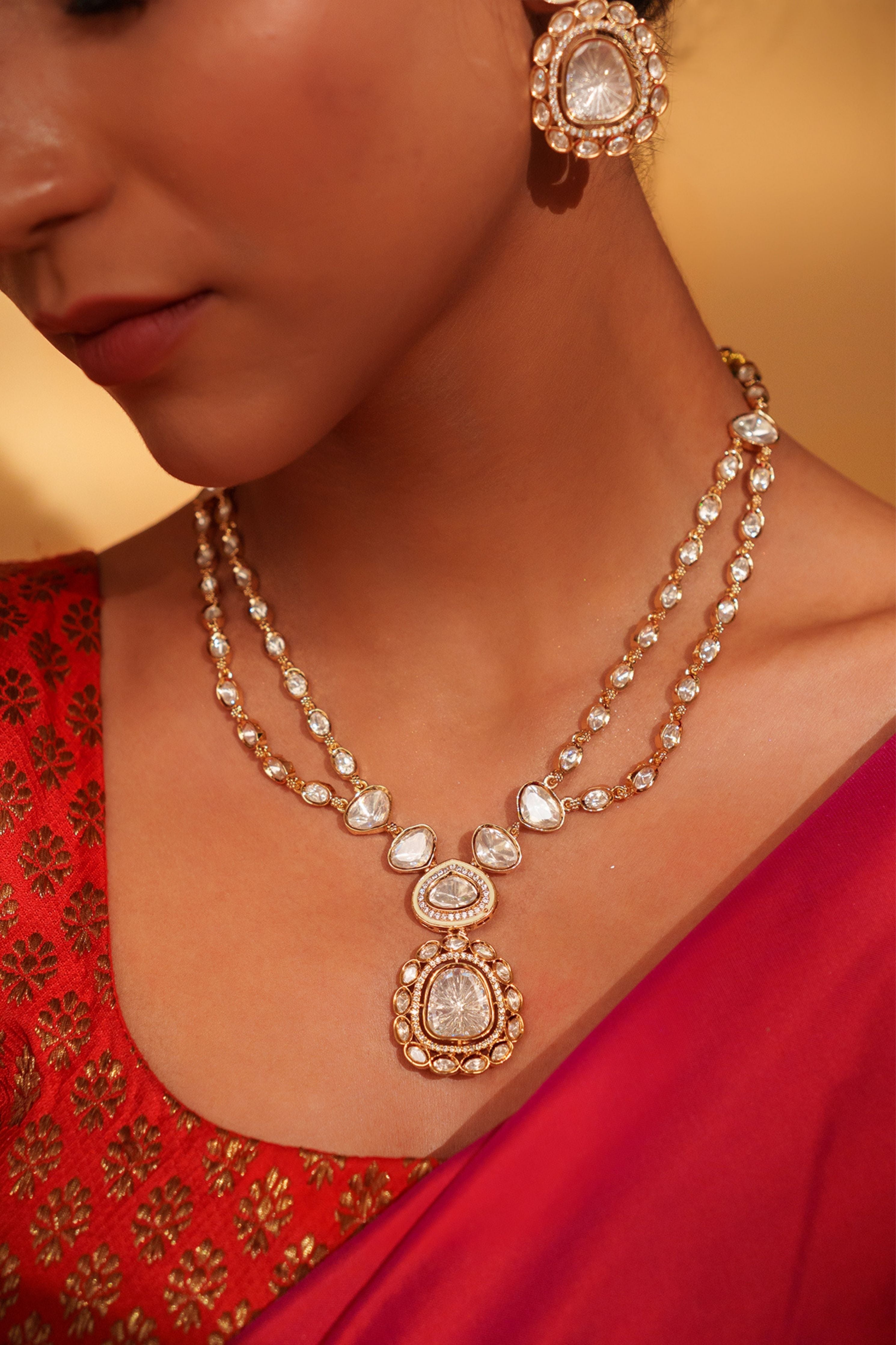 Elegant And Stylish Pendant Necklace With Matching Earrings