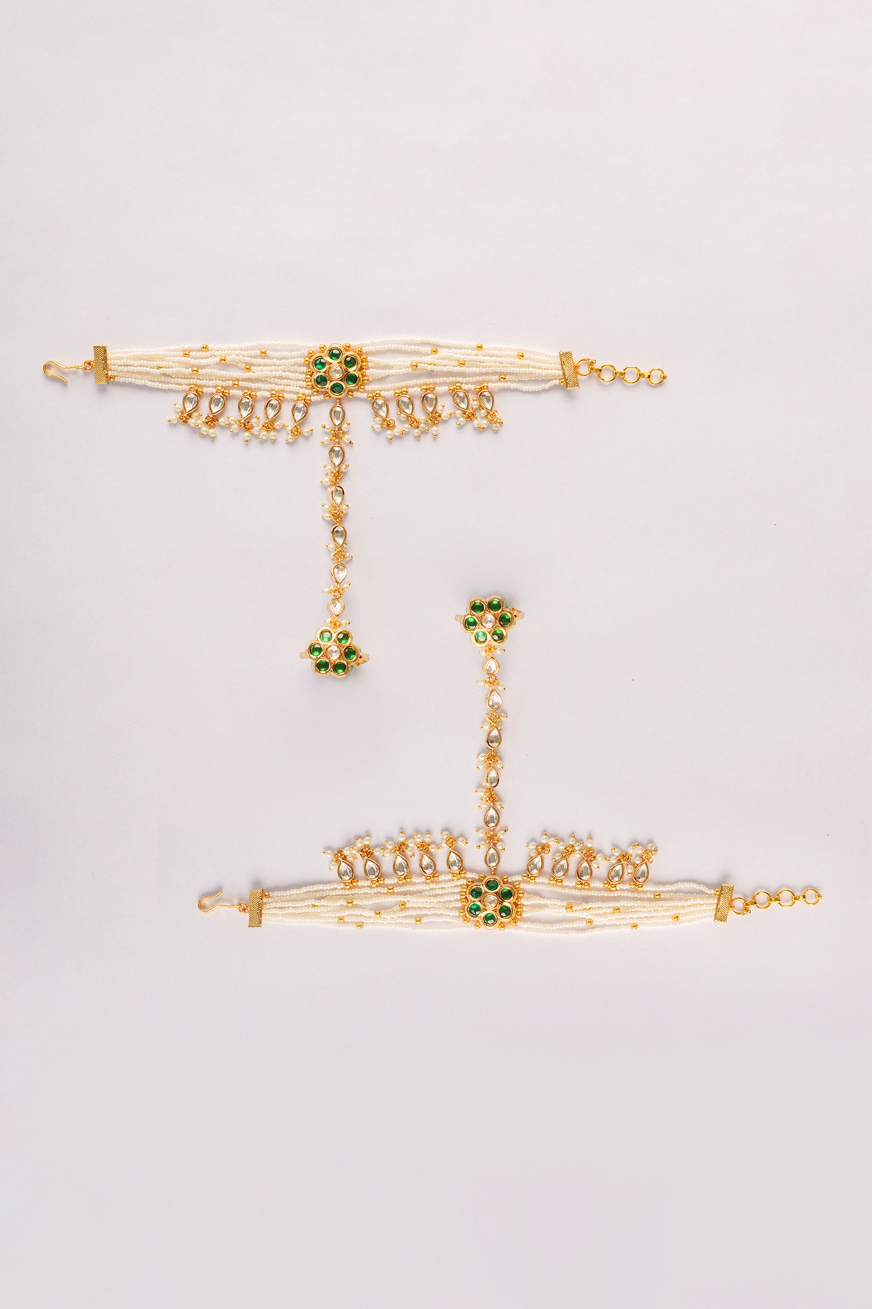 Vedhi Green Kundan Hathphool