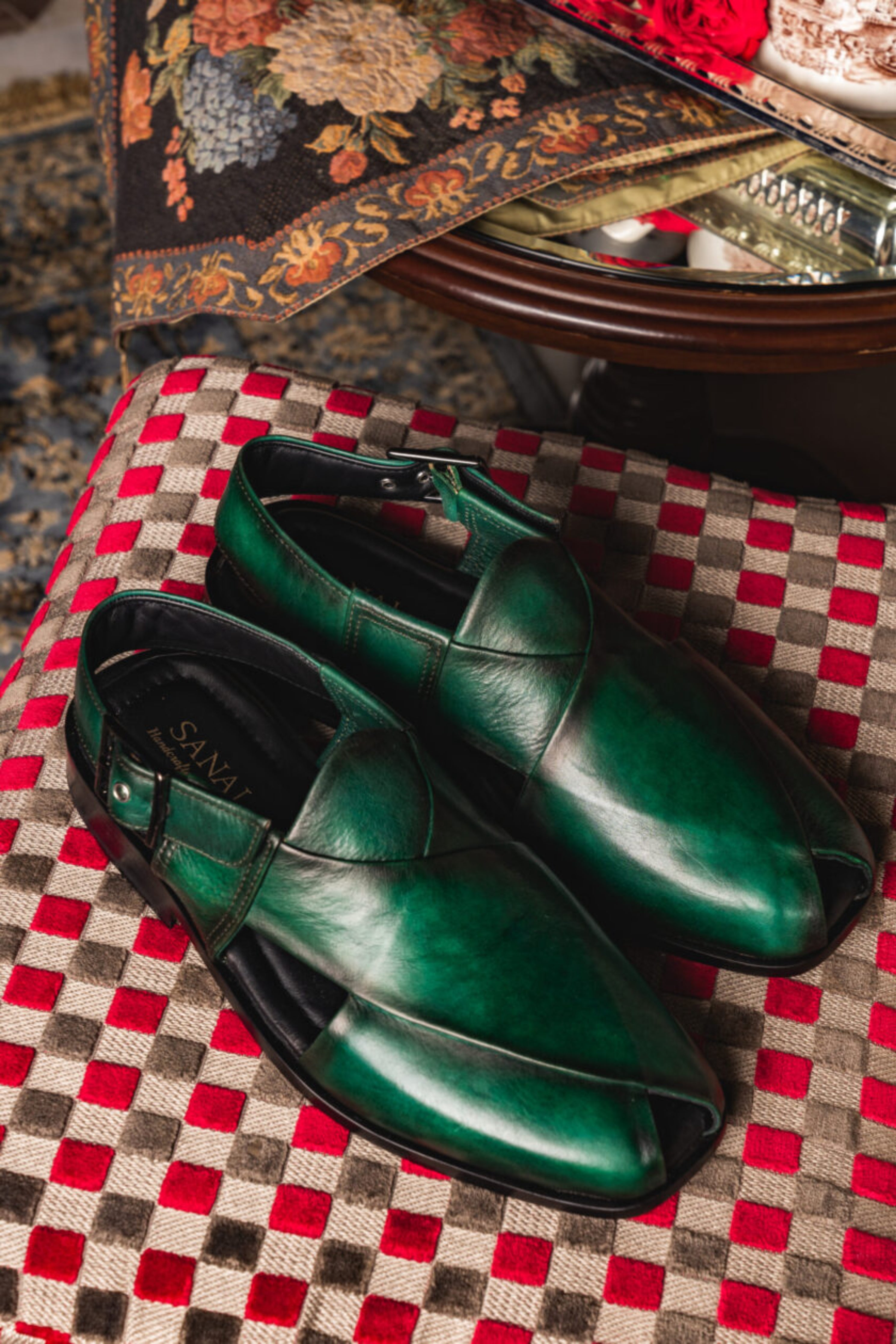 Emerald Peshawari