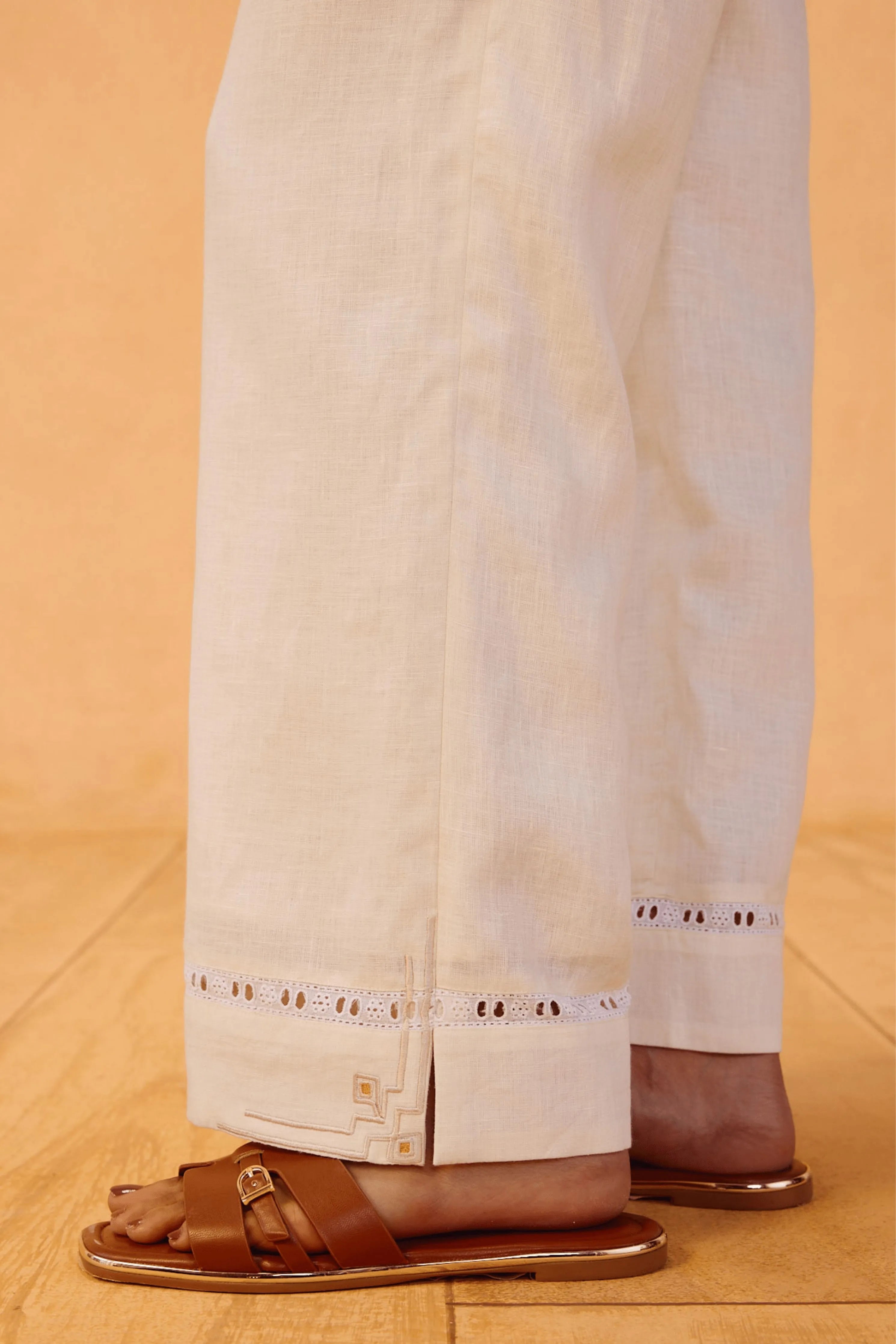 The Neev Linen Trousers