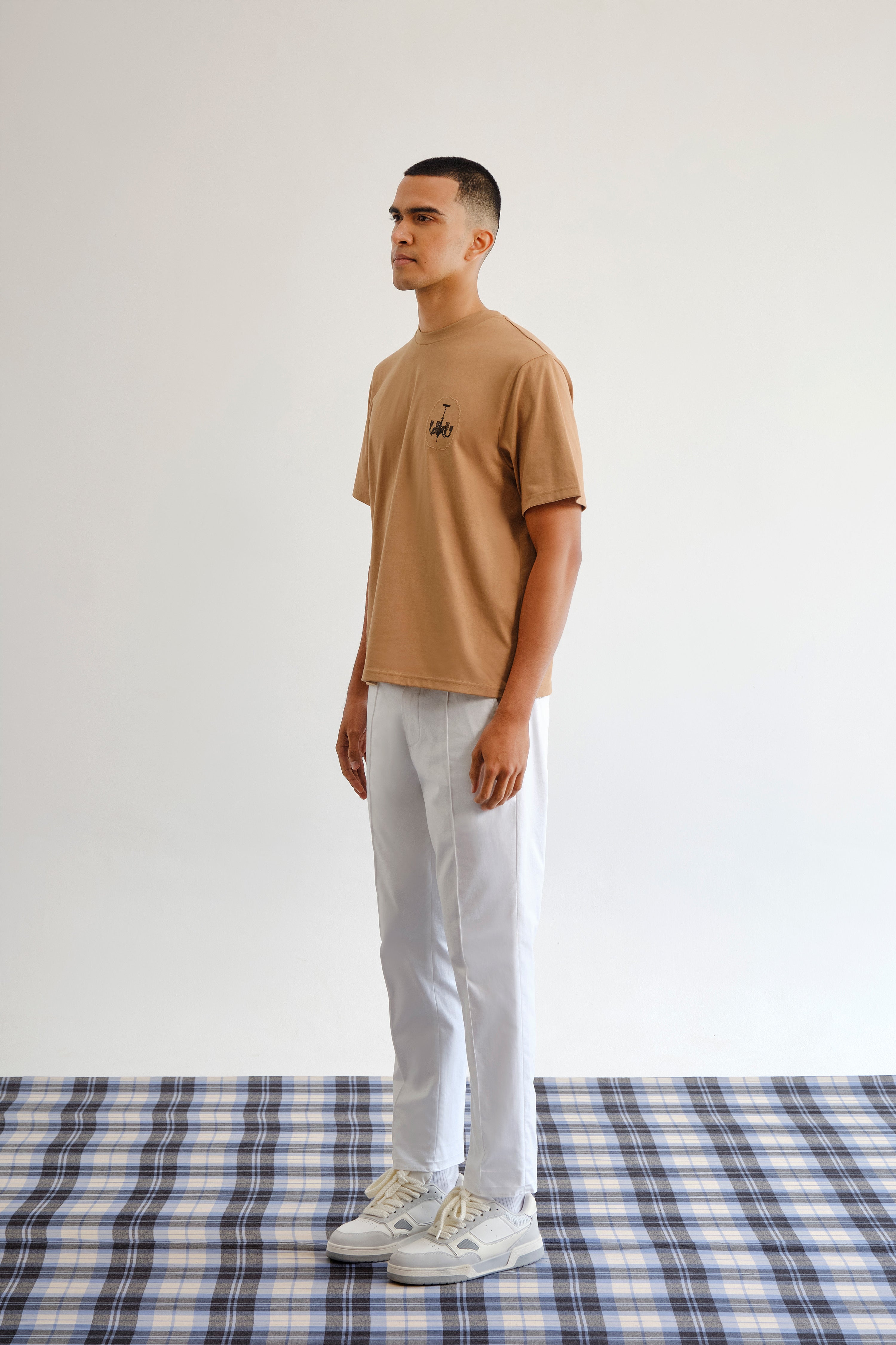 Hanging Court T-shirt