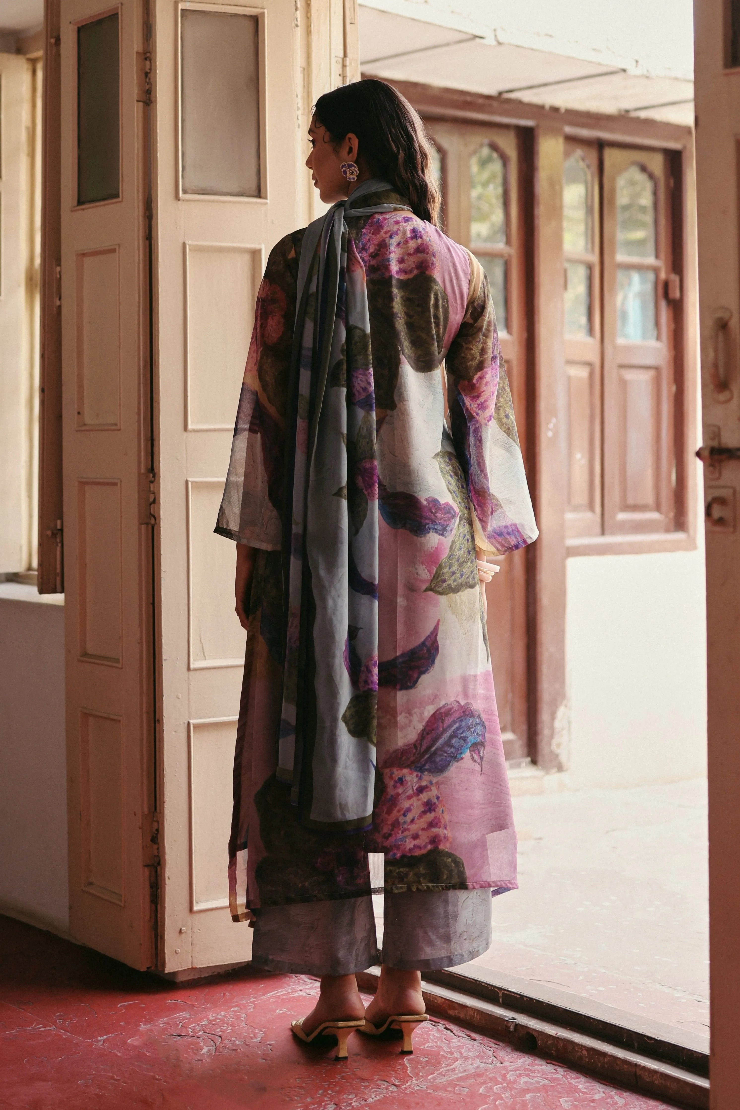 Purana Afsana Kurta Set