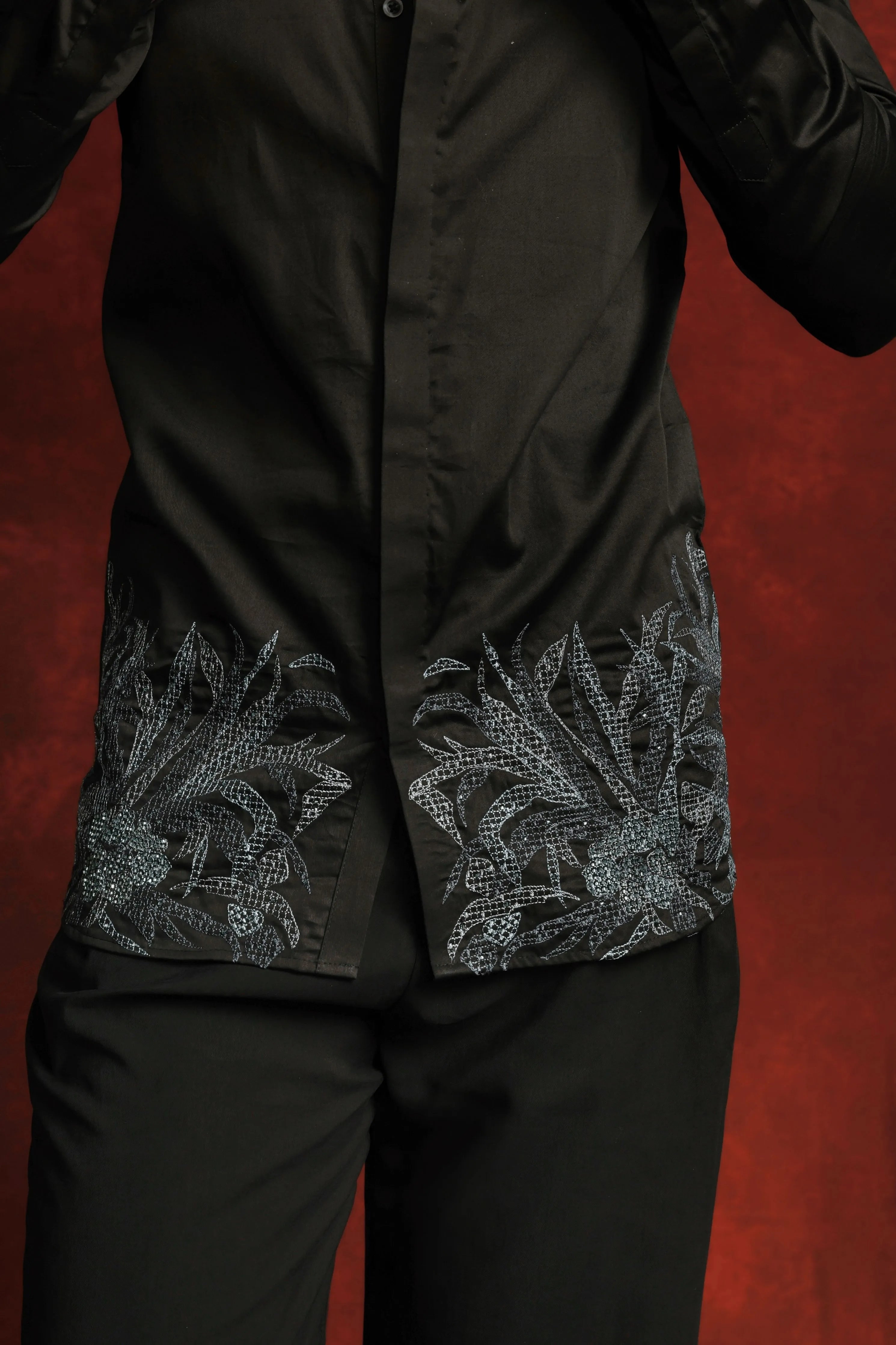 Noir Floré Shirt