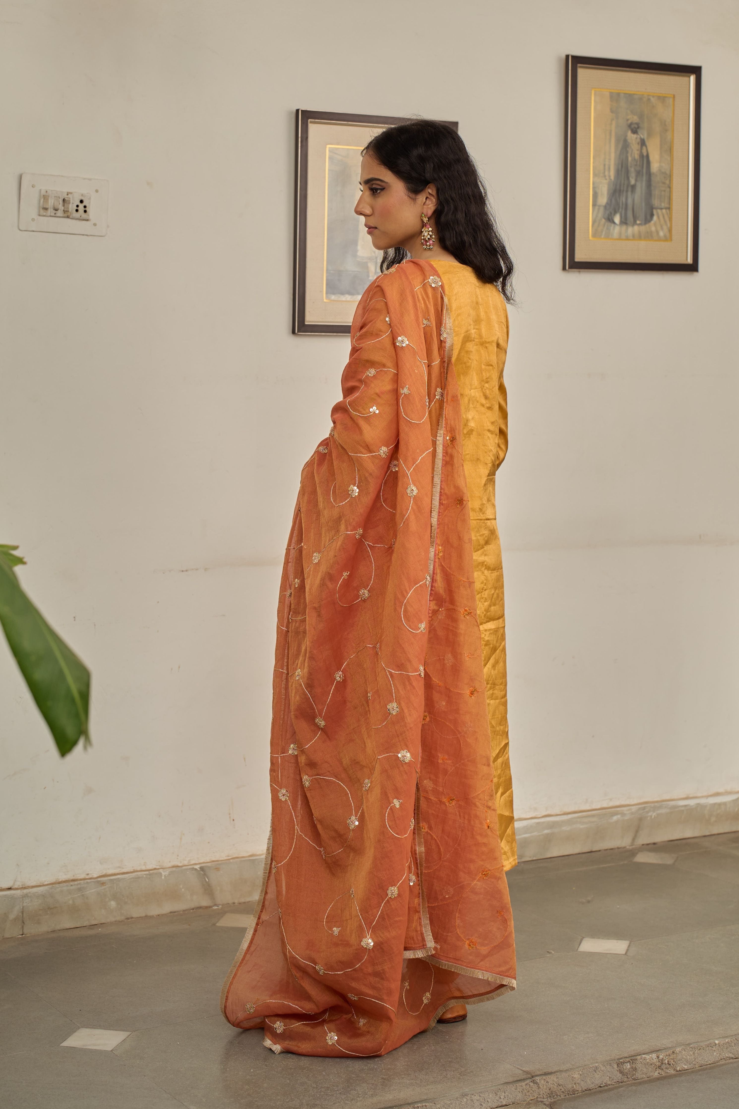 Sabha Kurta Set