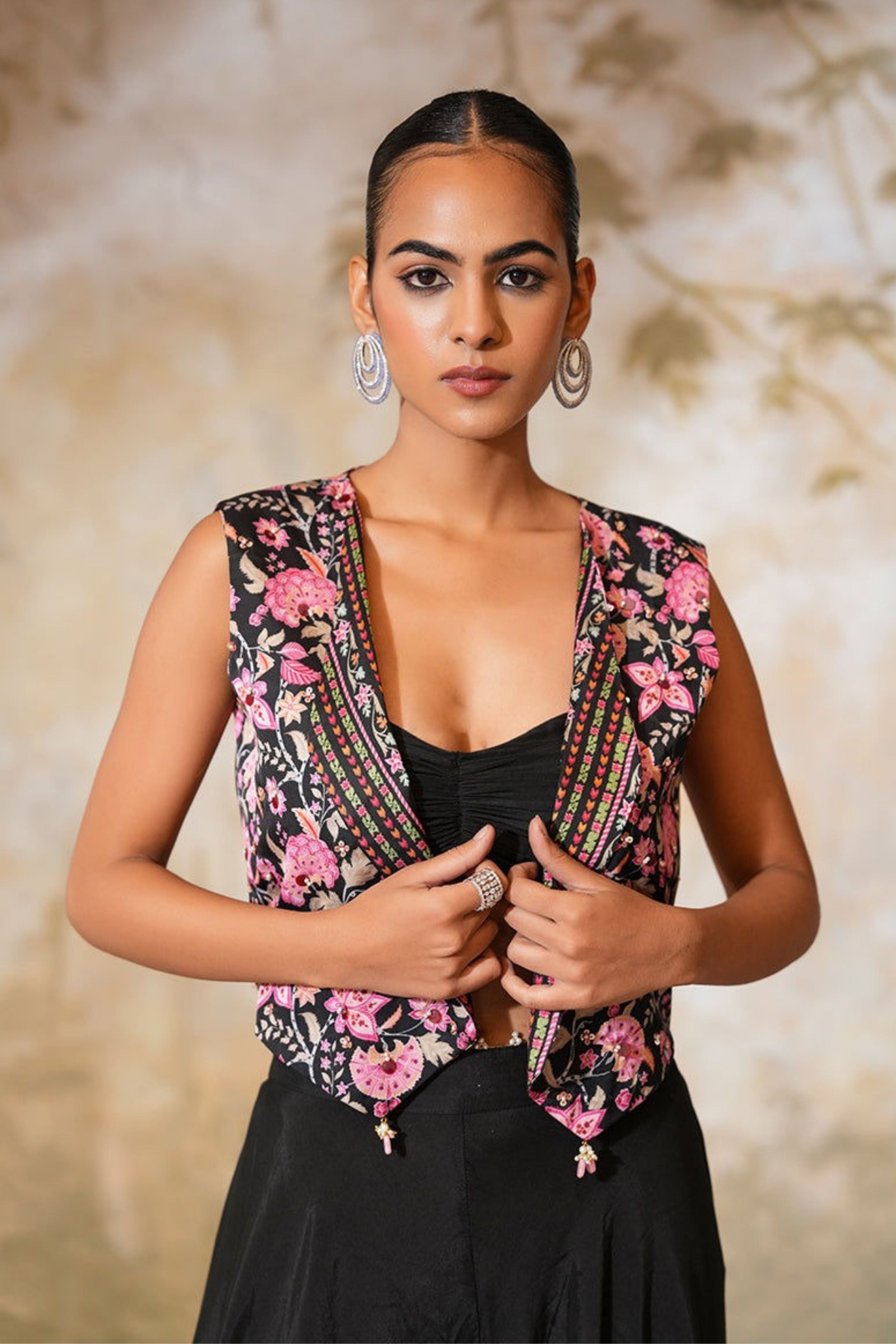 Kiara Bageecha Sharara Set