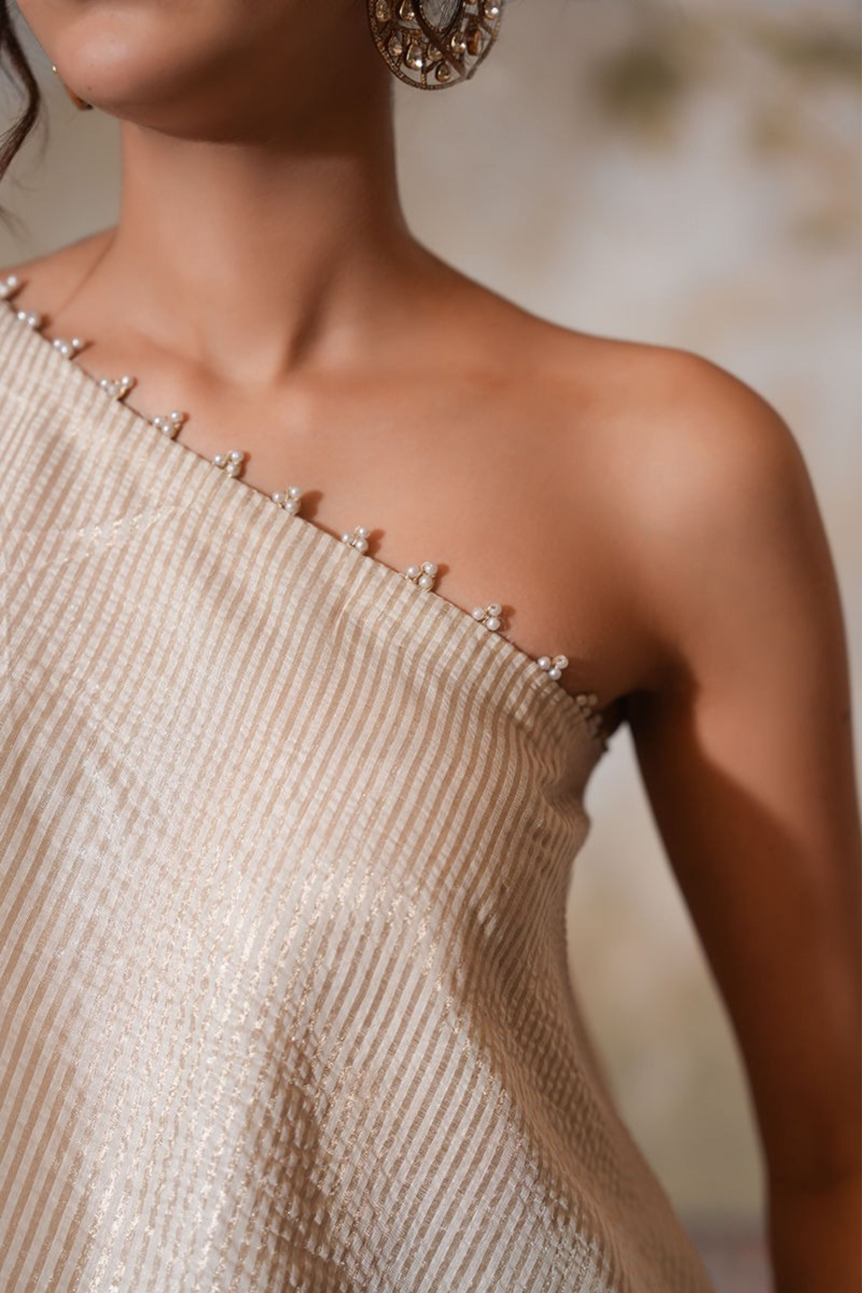 Kohra Tissue Silk Kaftan Set