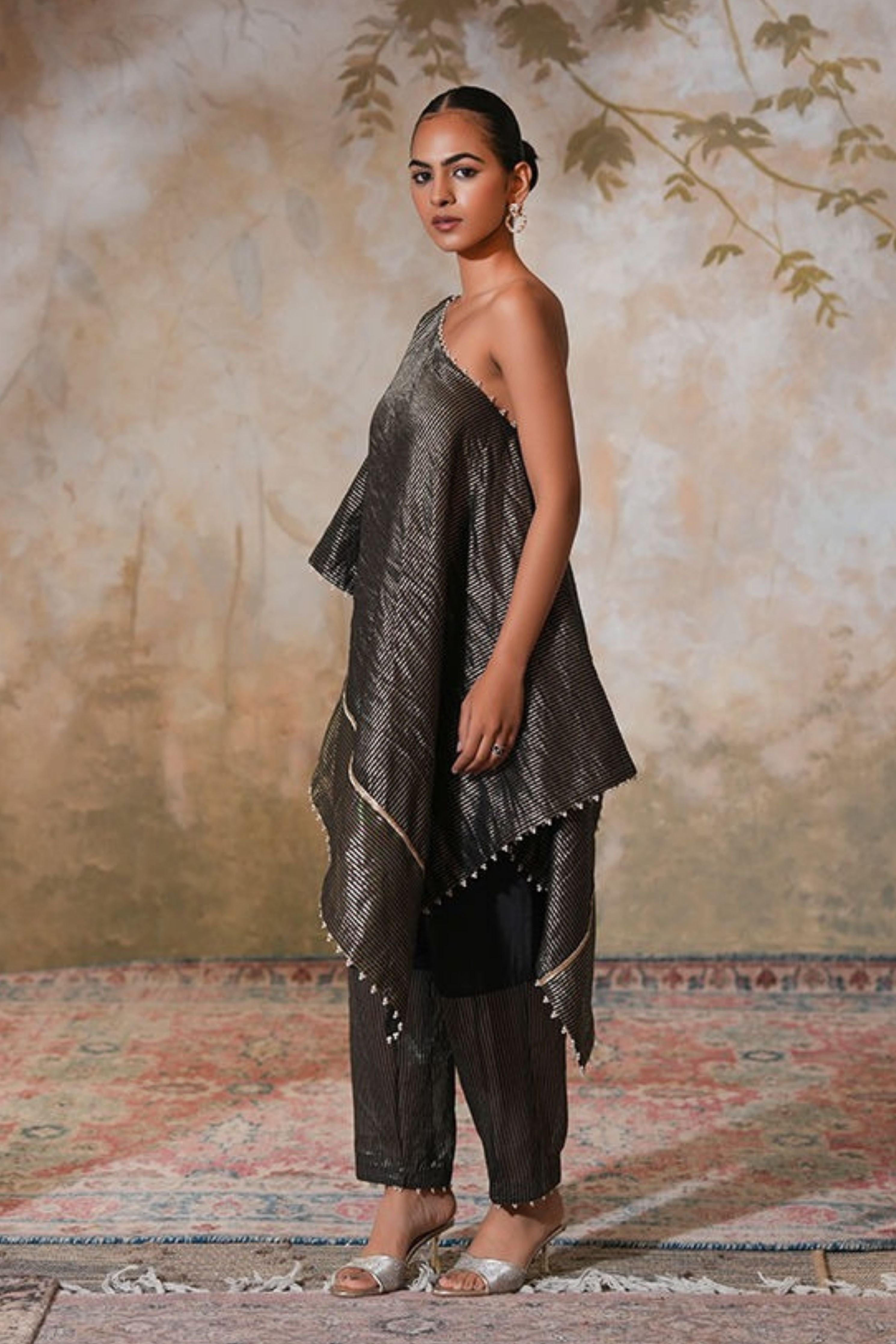 Kohl Tissue Silk Kaftan Set