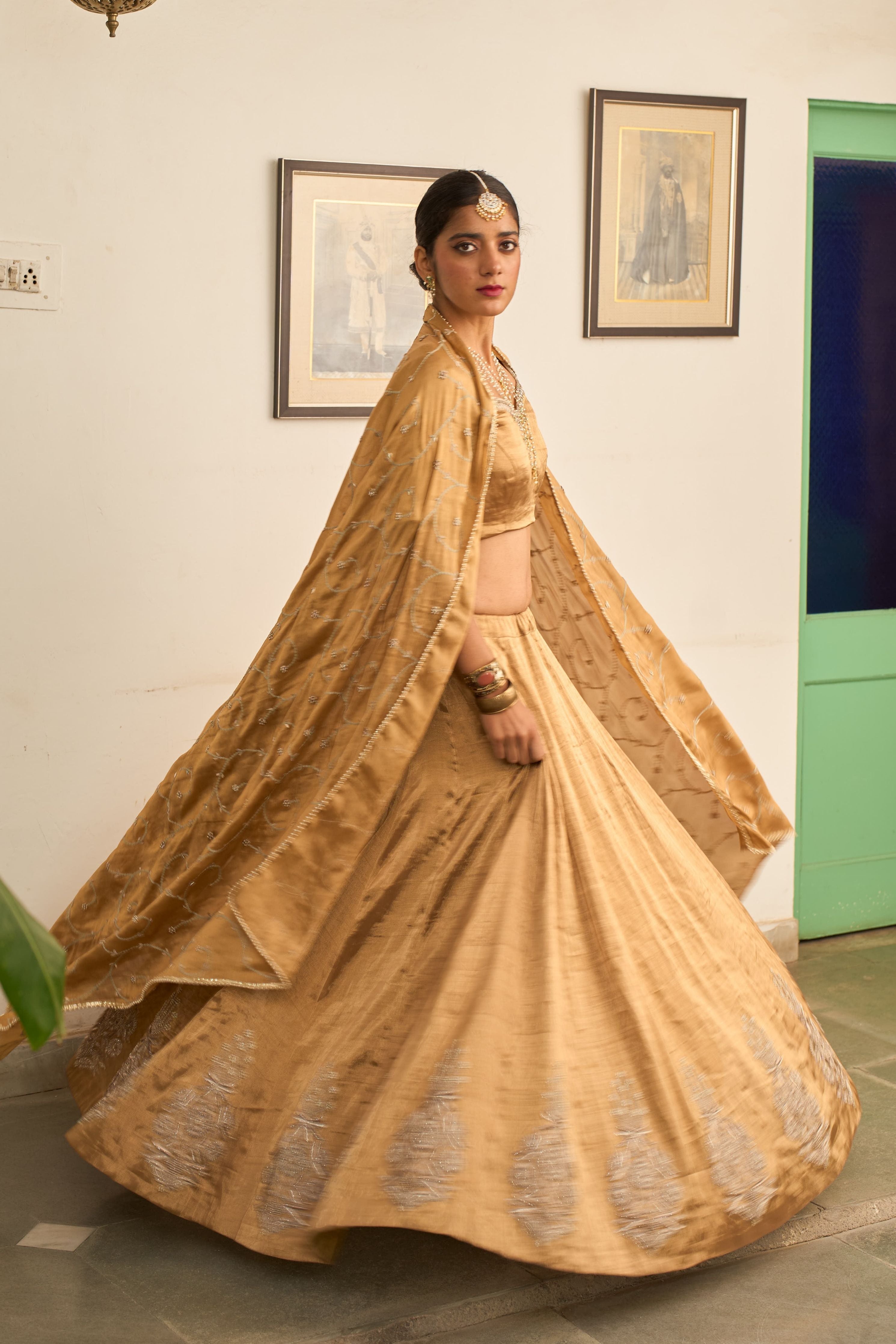 Suvarna Lehenga Set