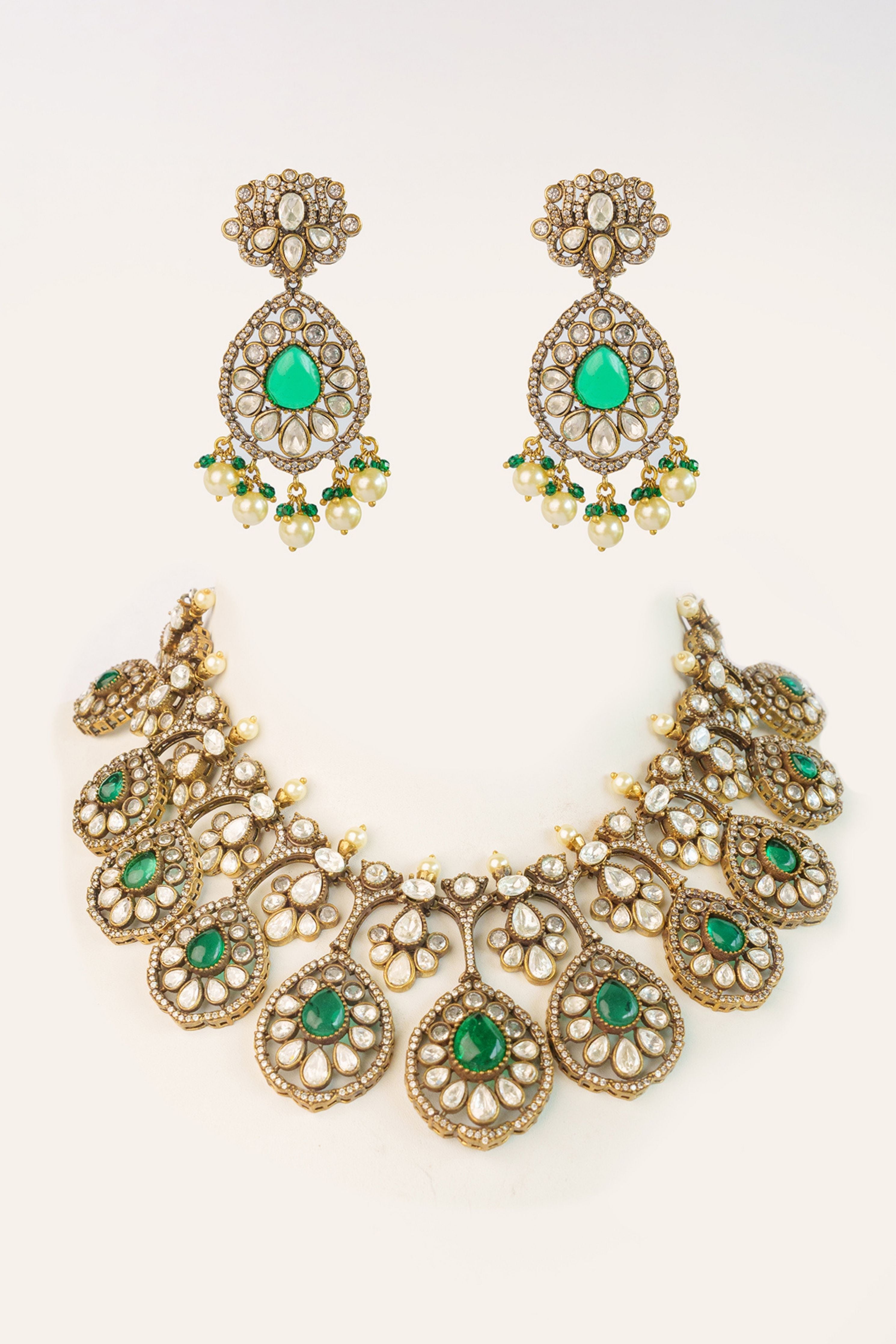 Gold Bold And Dramatic Two Tone Finish Polki Necklace Set