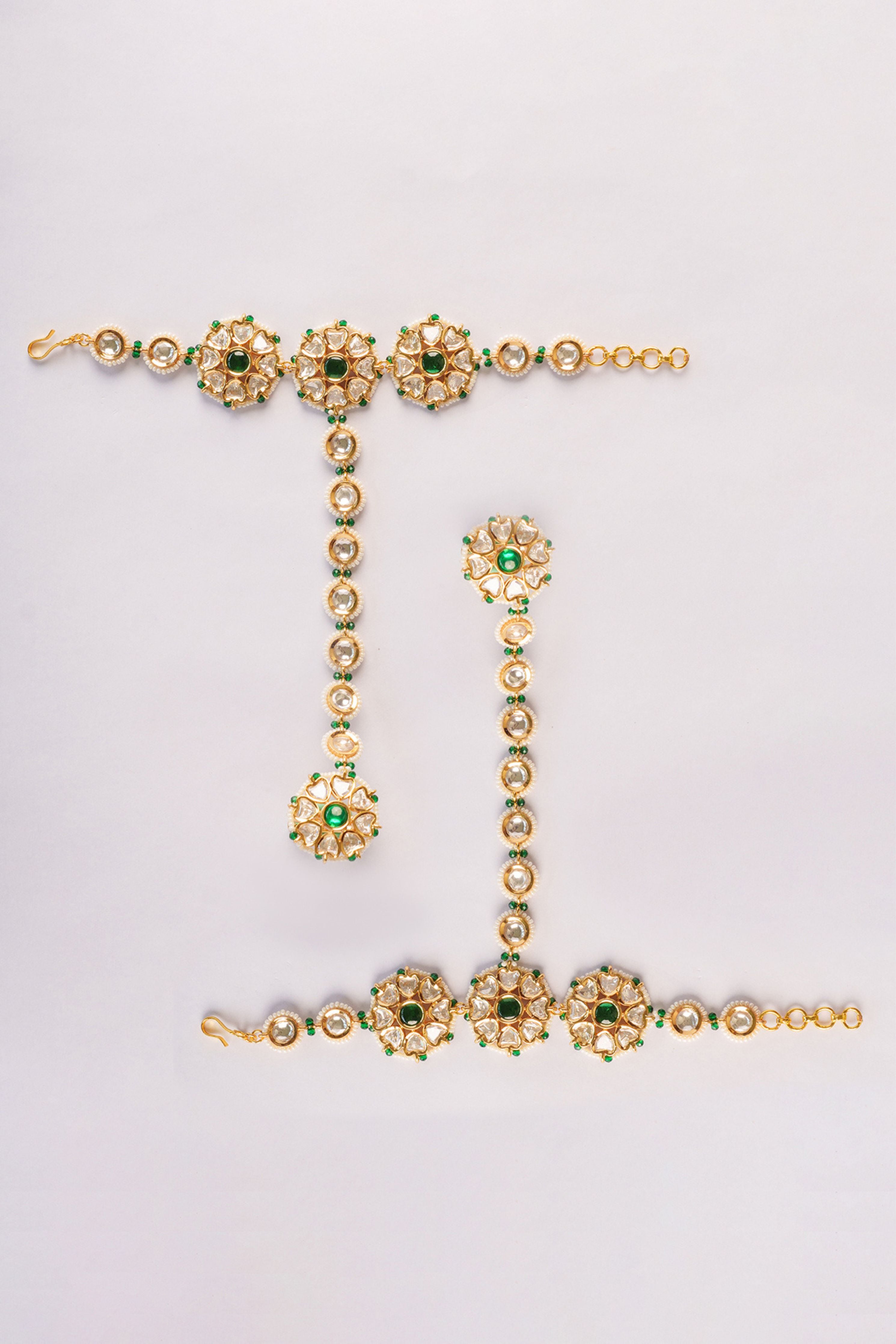 Green Elegant And Stylish Pair Of Kundan Haathphools