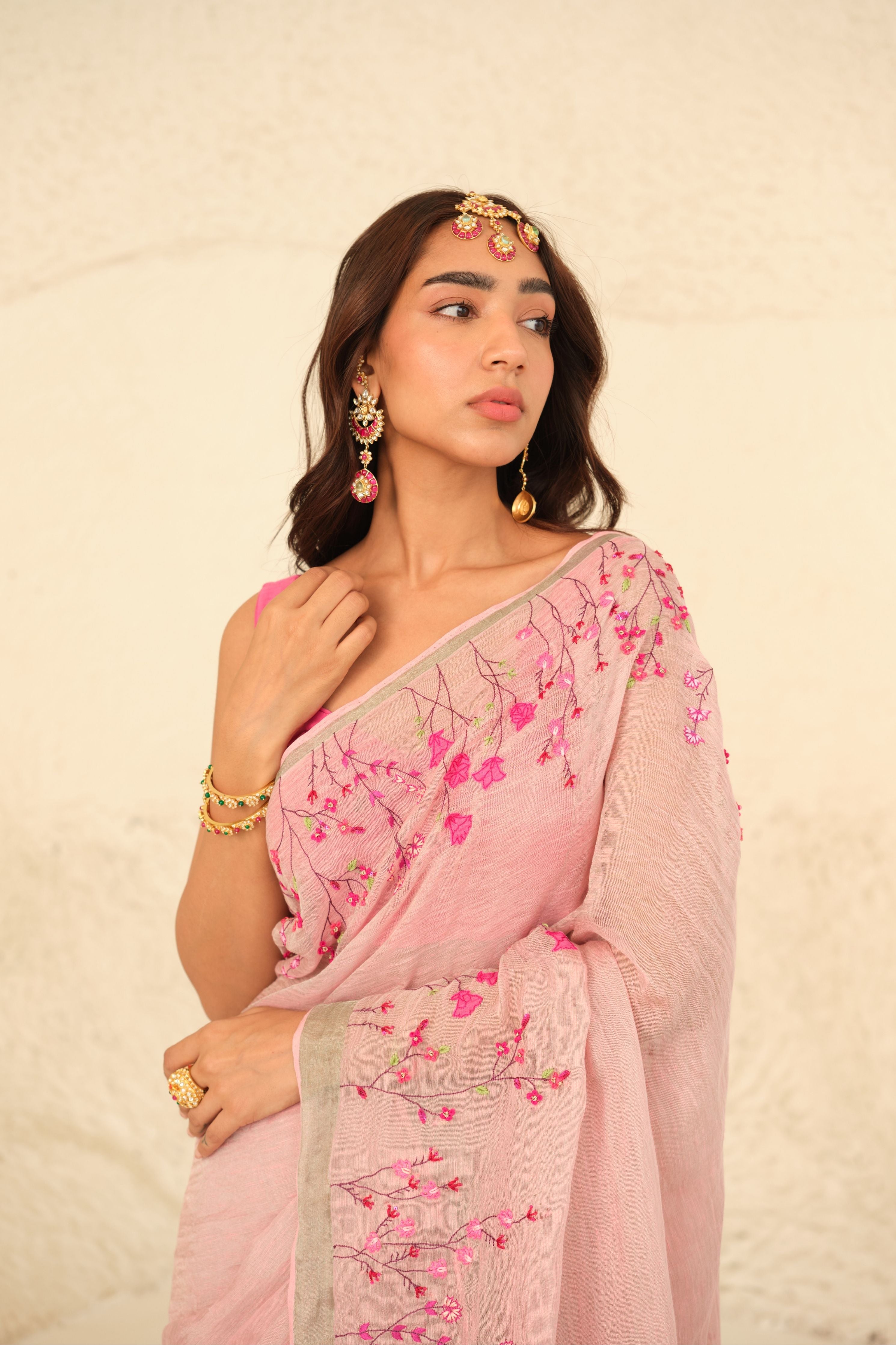 Gulbano Tissue Linen Sari