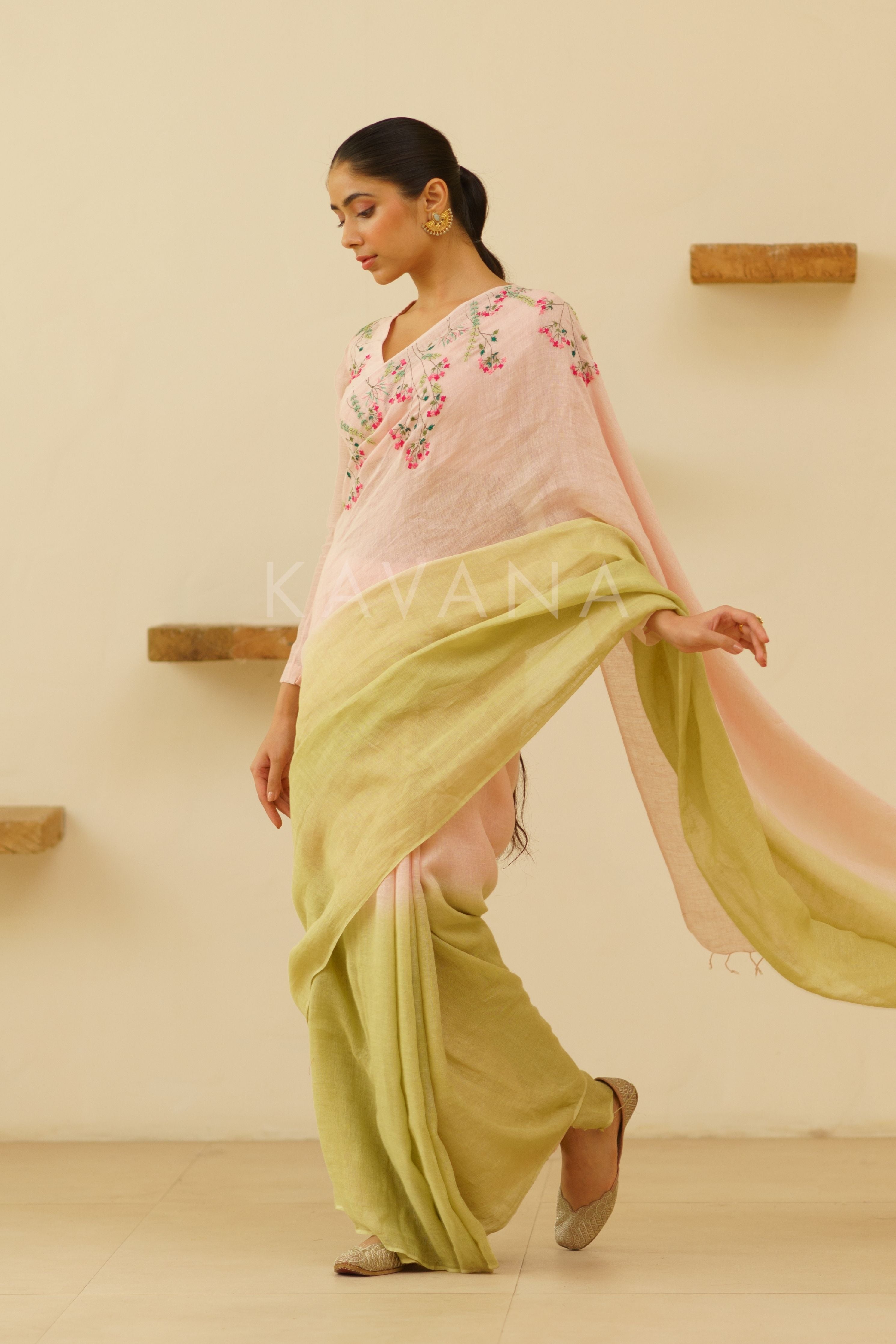 Gulnoor Linen Sari