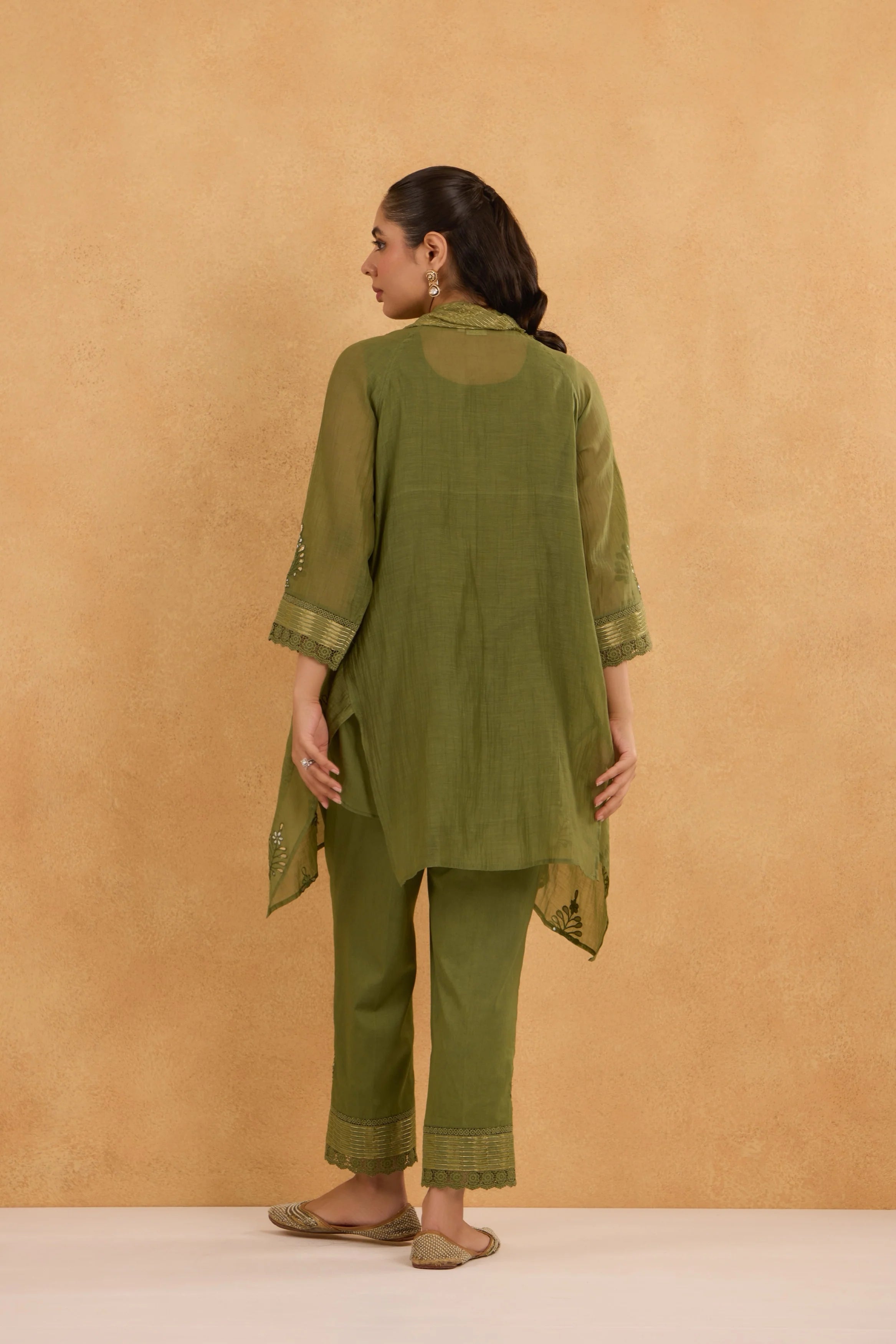 Asymmetric Embroidered Cowl Tunic Set in Forest Green