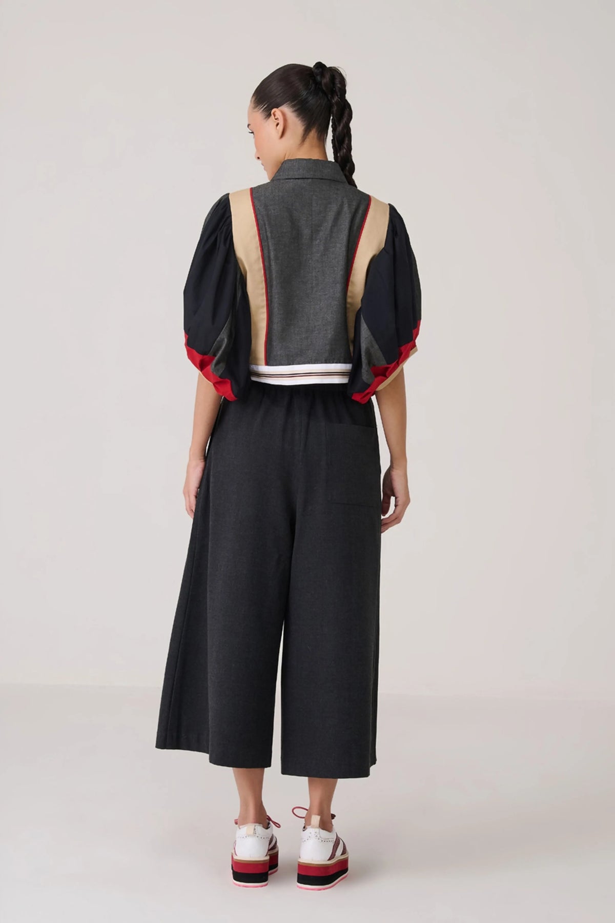 Hebi Jacket