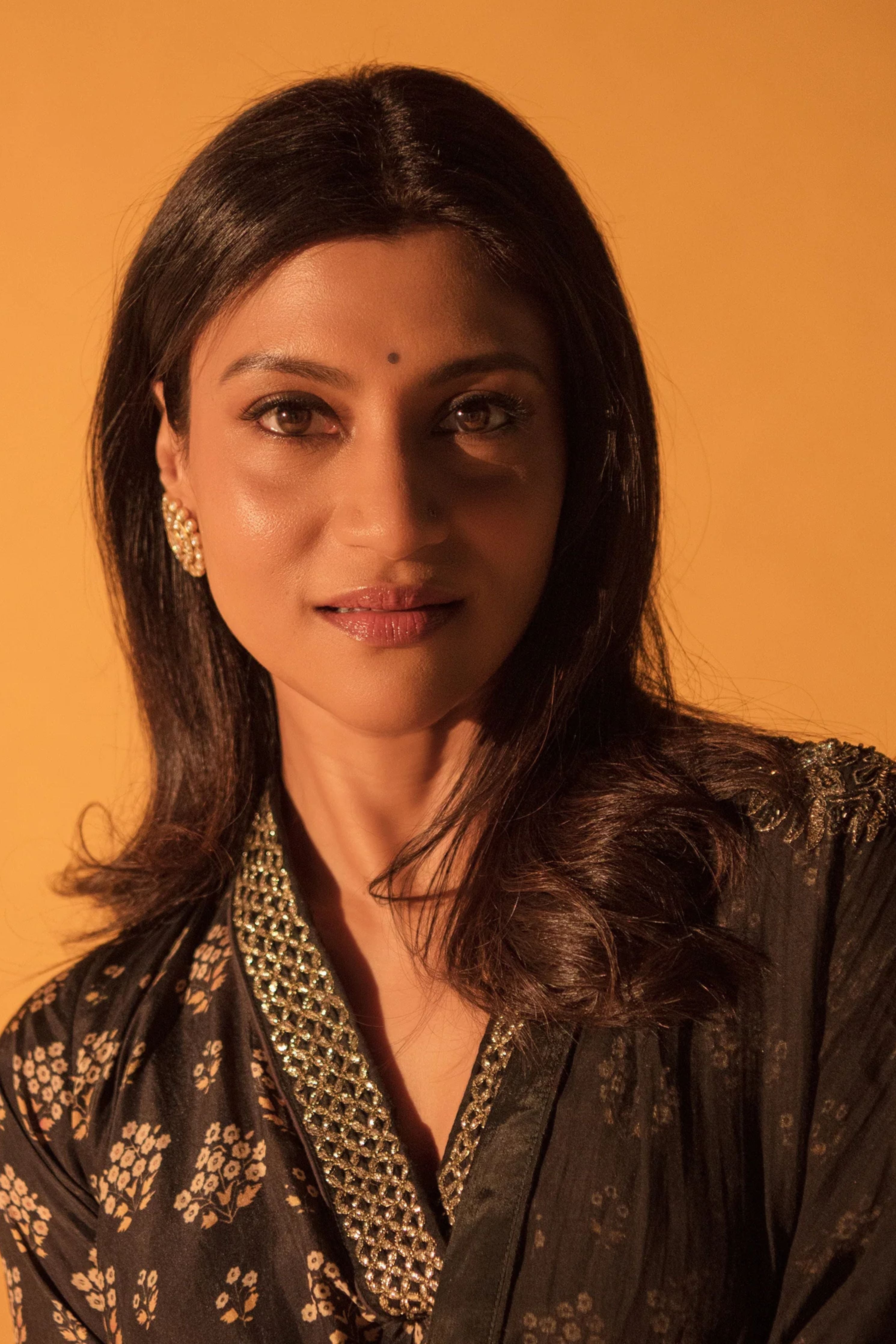 Konkana Sen In Astor Studs