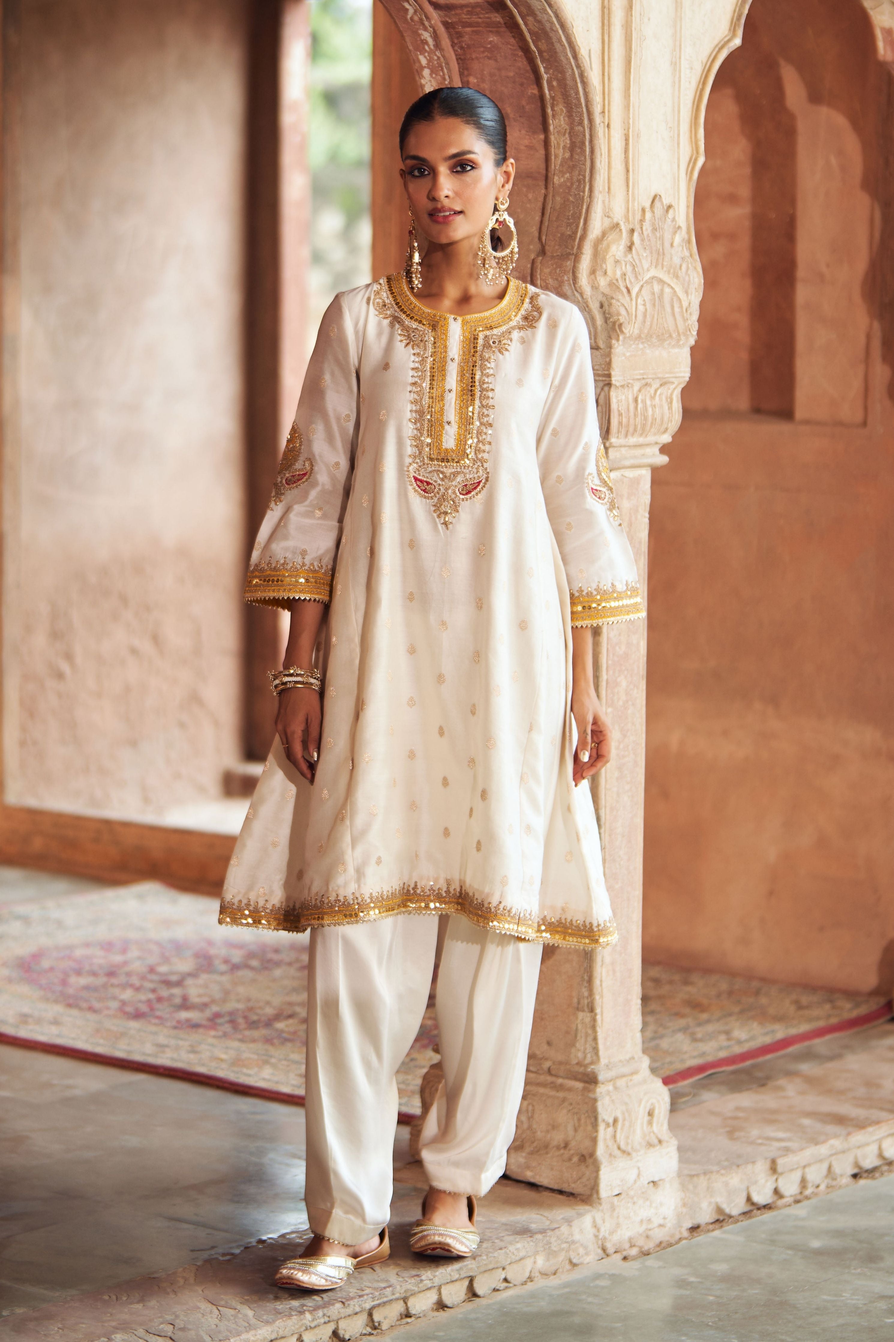 Inaayat  Daisy Ivory Chauga With Salwar With Dupatta