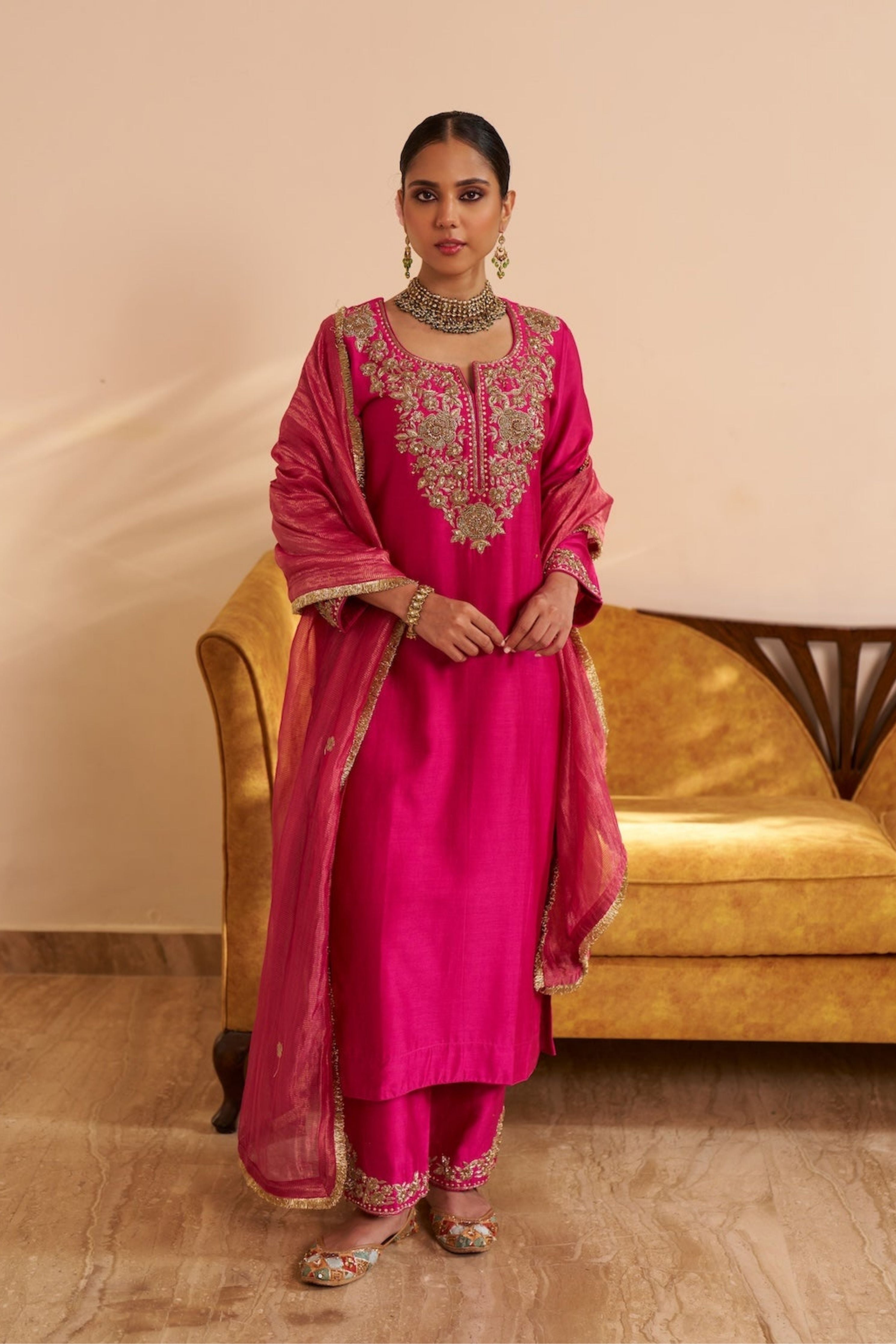 Inayat Fushisa Kurta Set