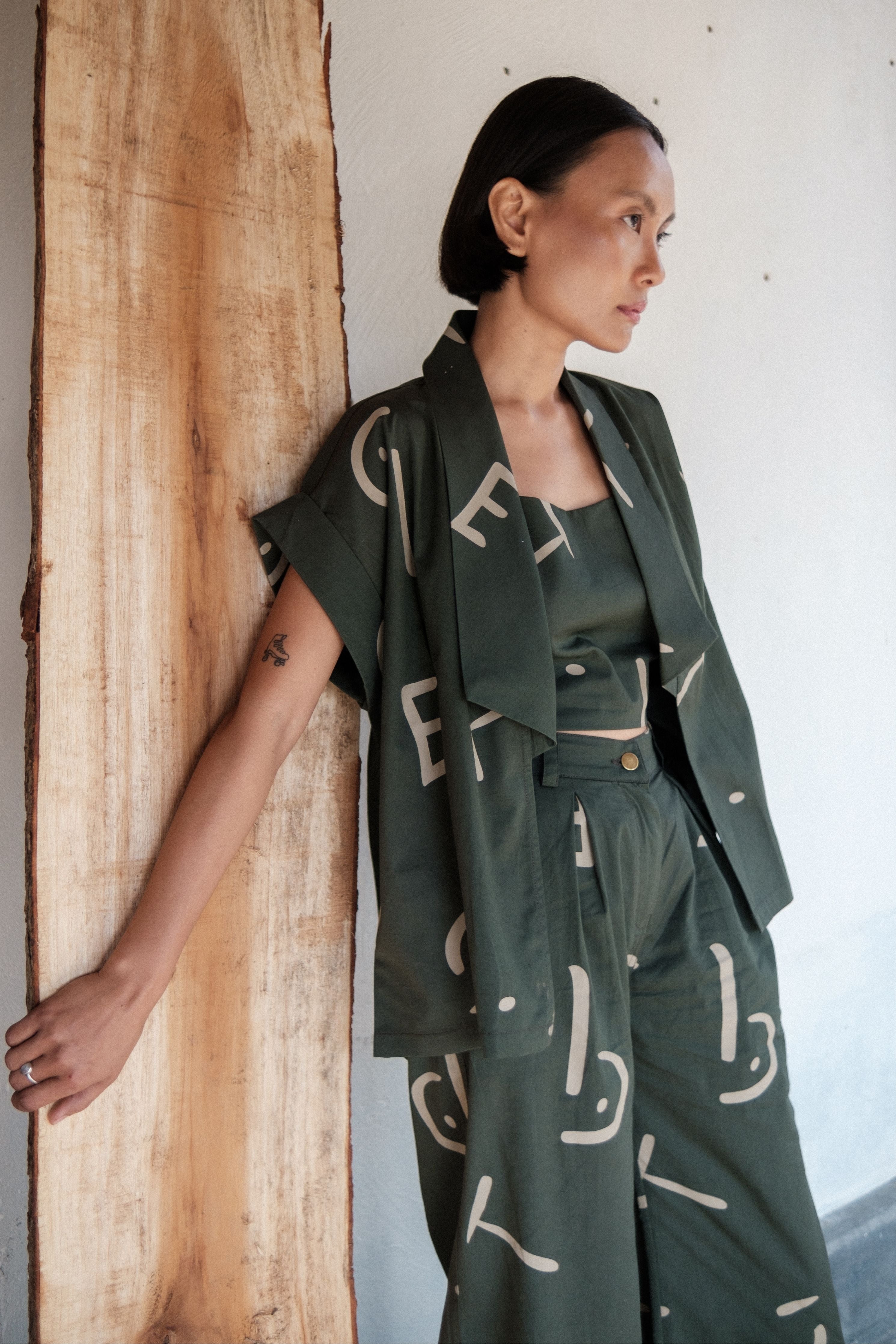 Green Line Printed Berlin Shawl collar Top