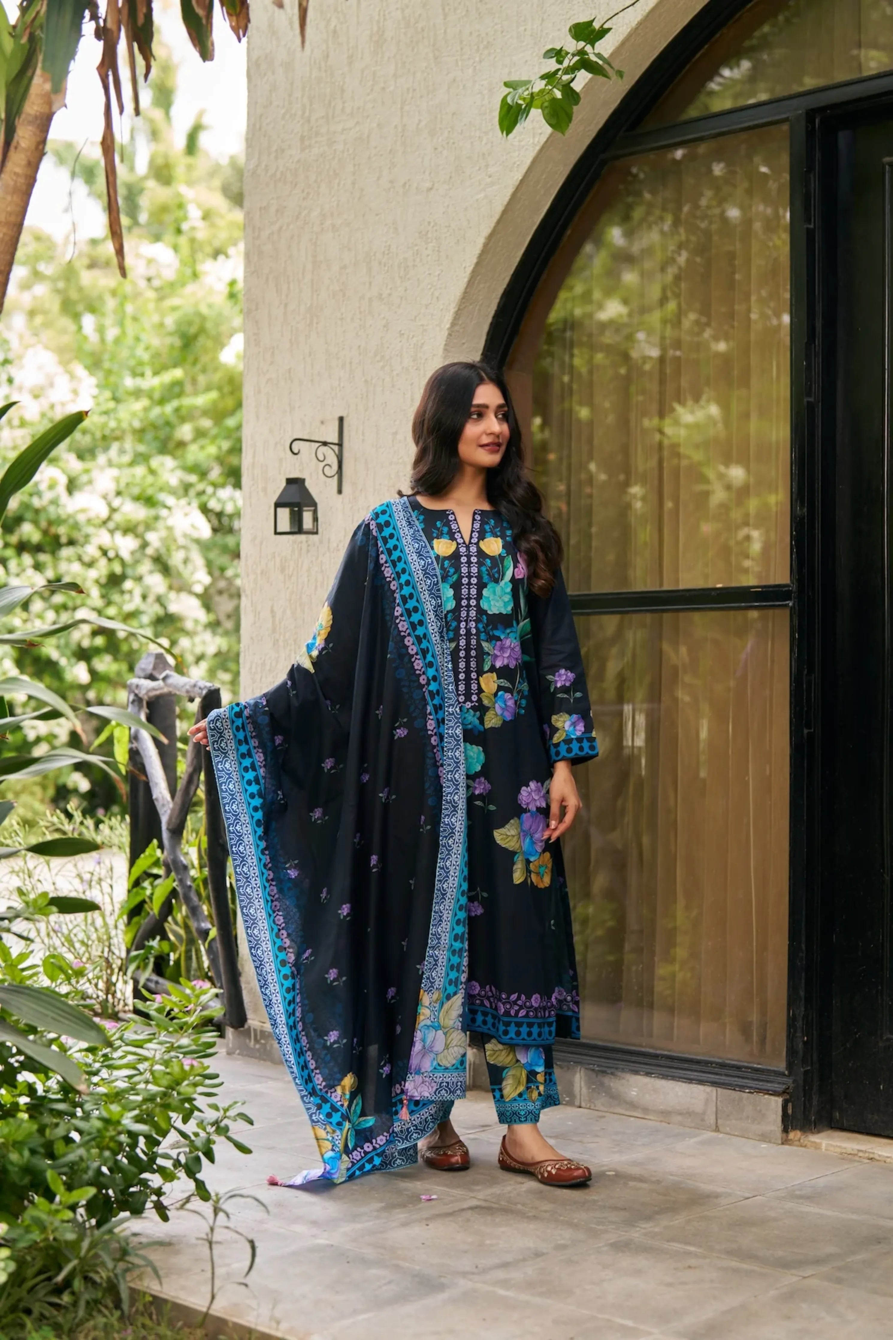 Dhwani Black Kurta Set