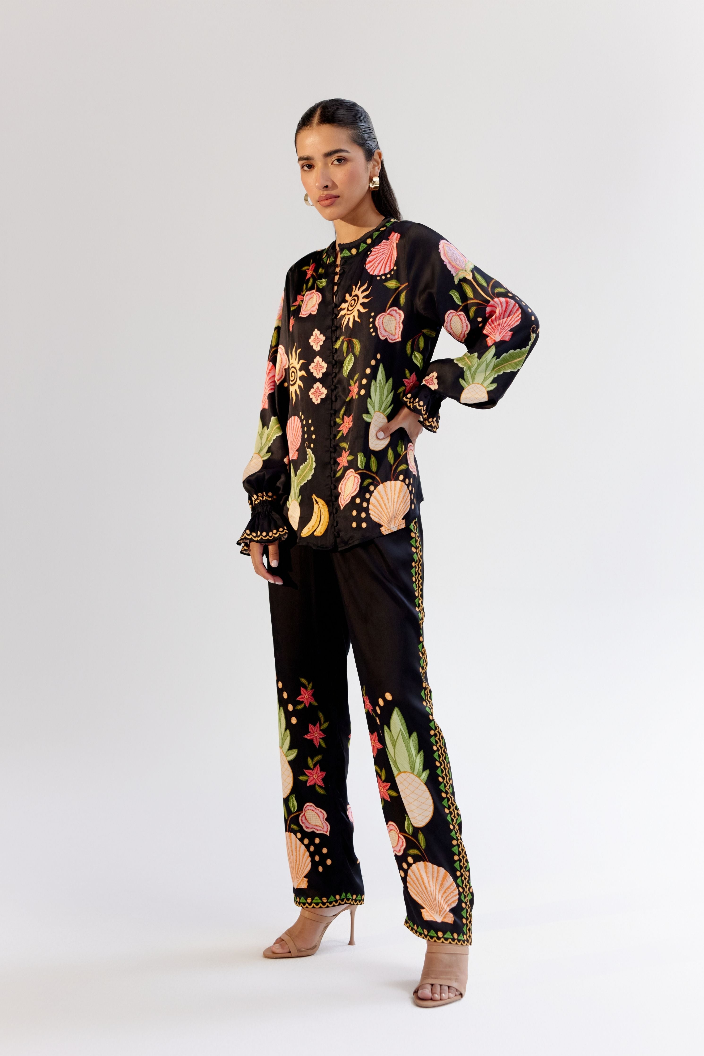 Black Ilia Pants Seashell