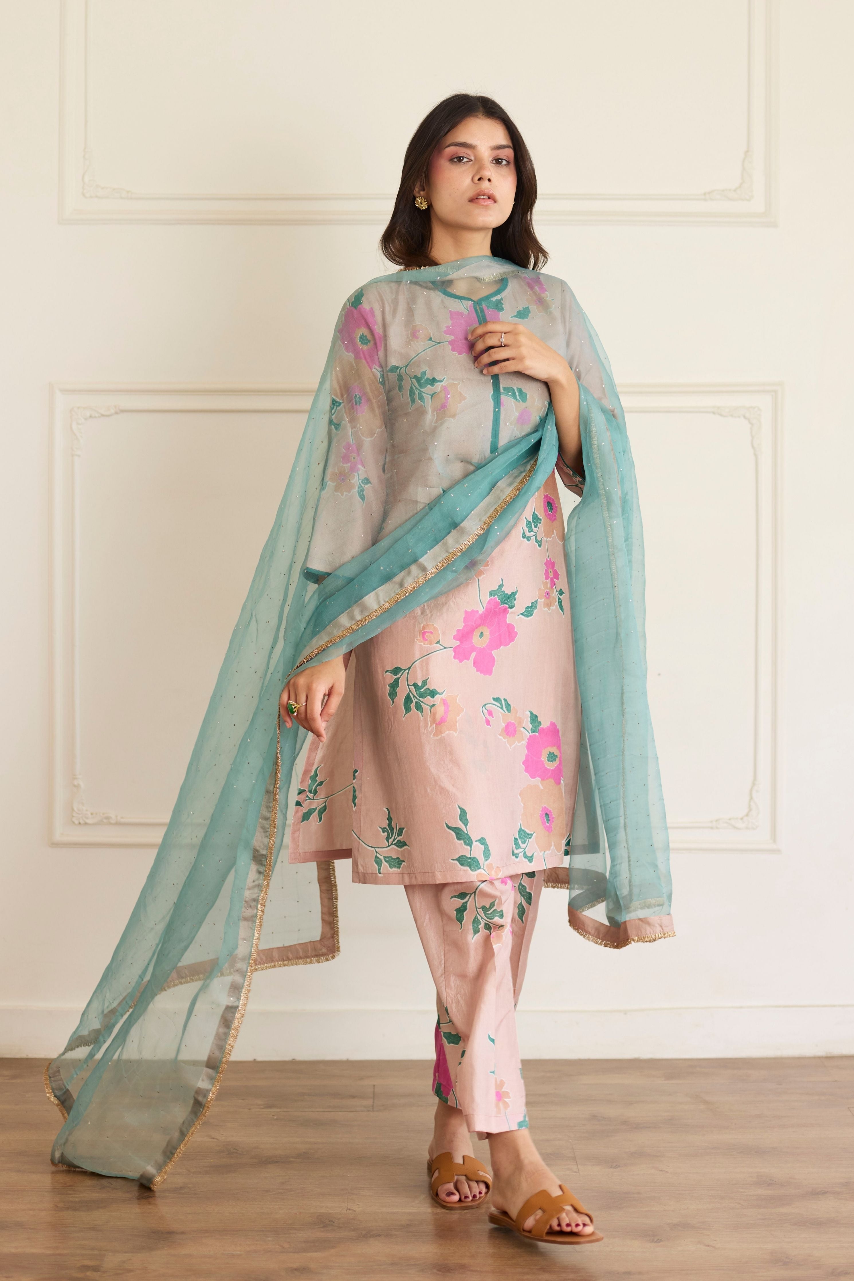 Toosh Kurta Set