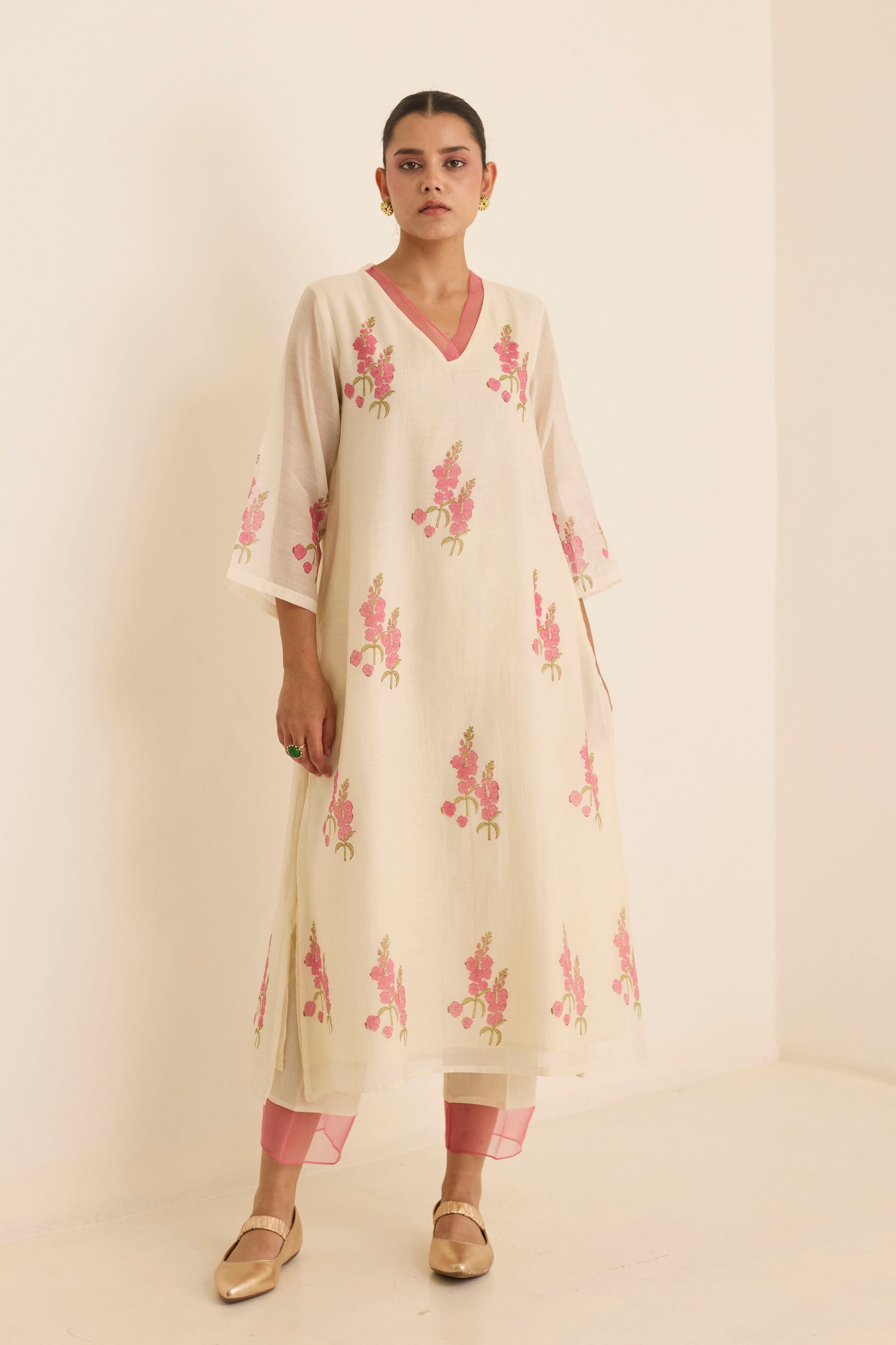 Ava Kurta Set