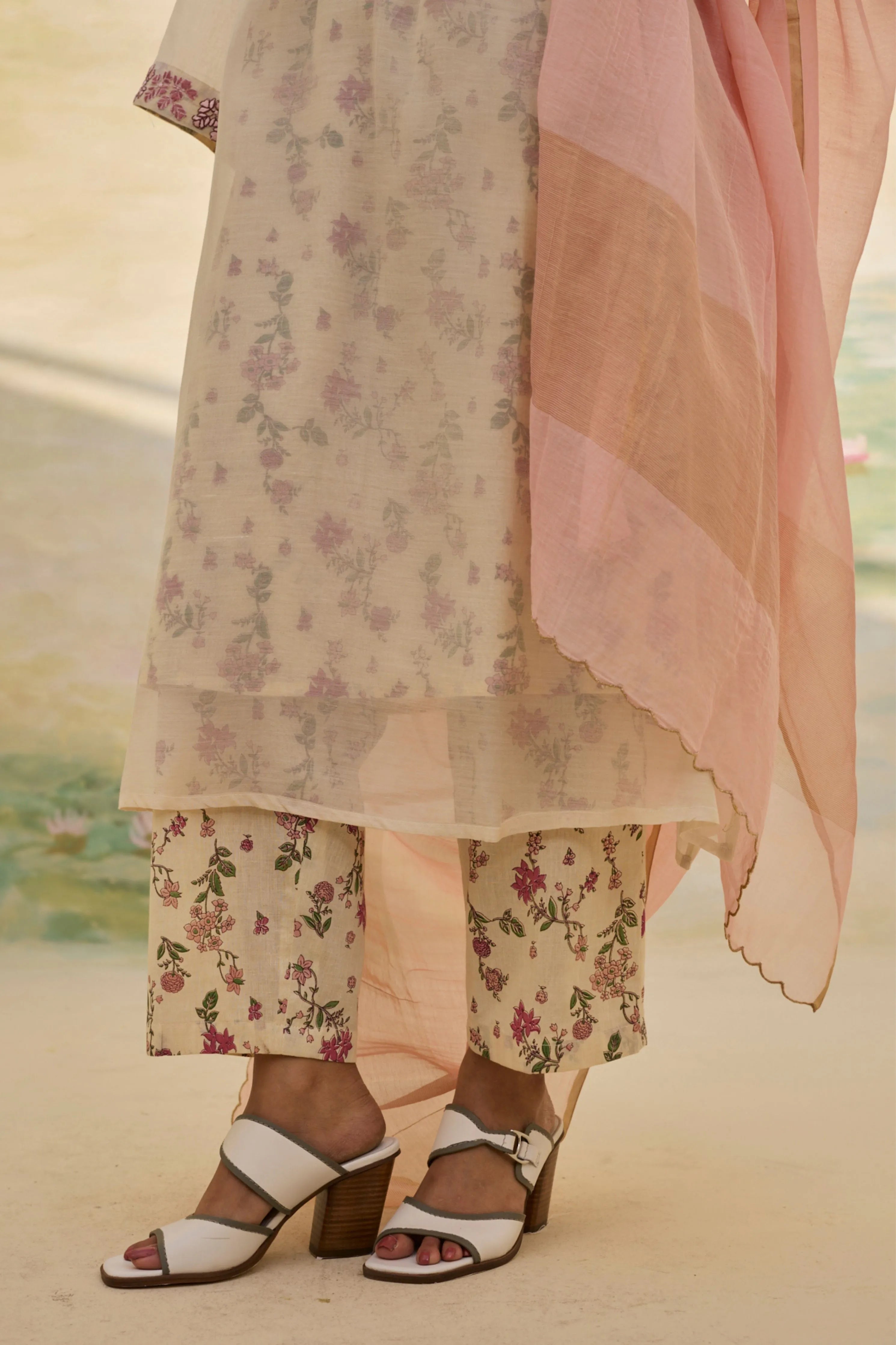 Vanya Kurta Set